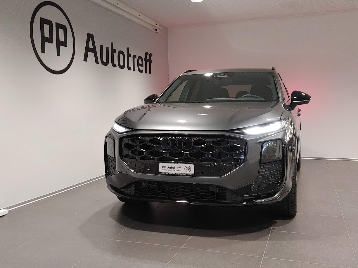 AUDI Q3 SUV TFSI quattro 195 kW S tronic-image-0