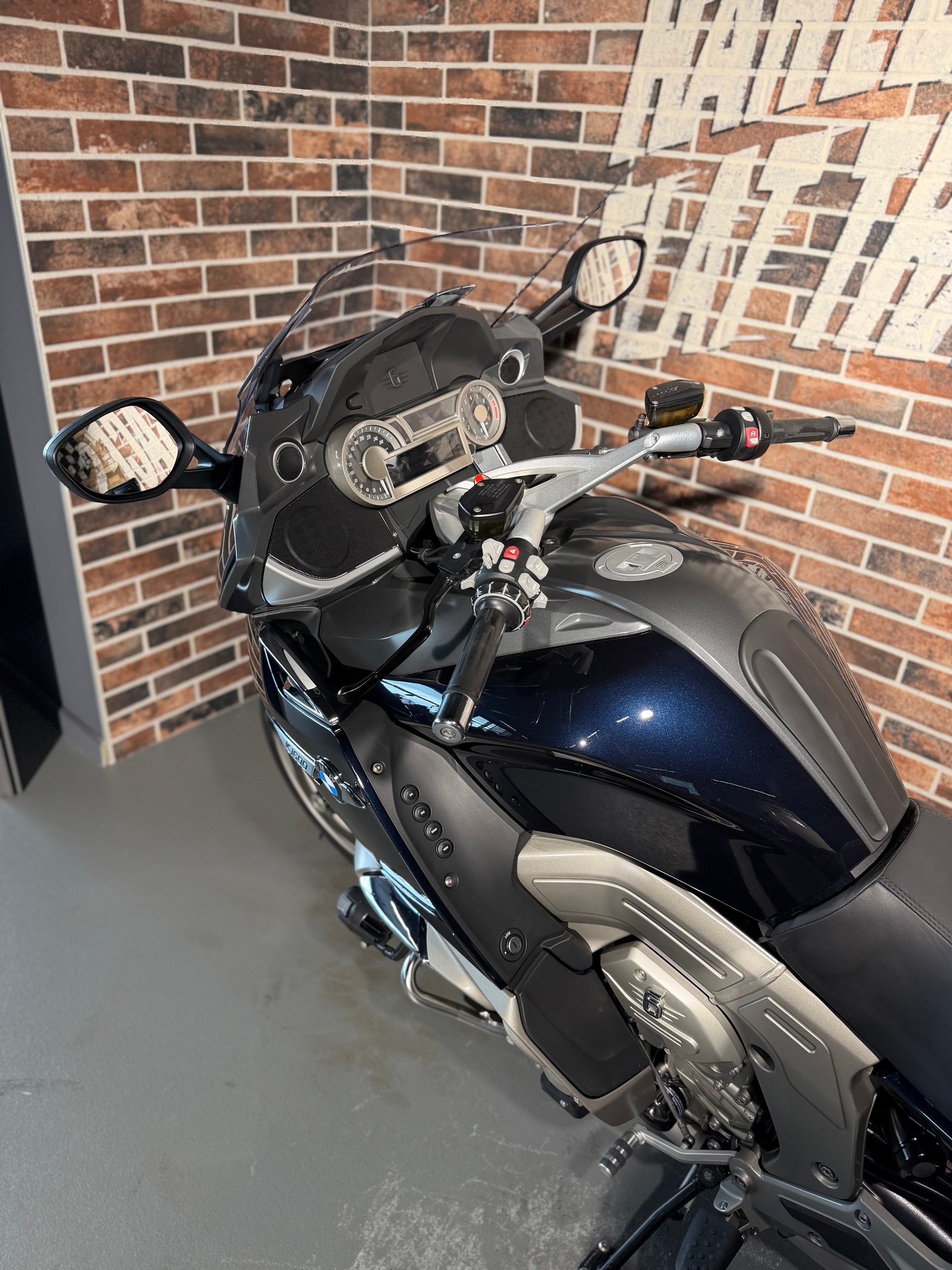 BMW K 1600 GTL-showroom-element-3
