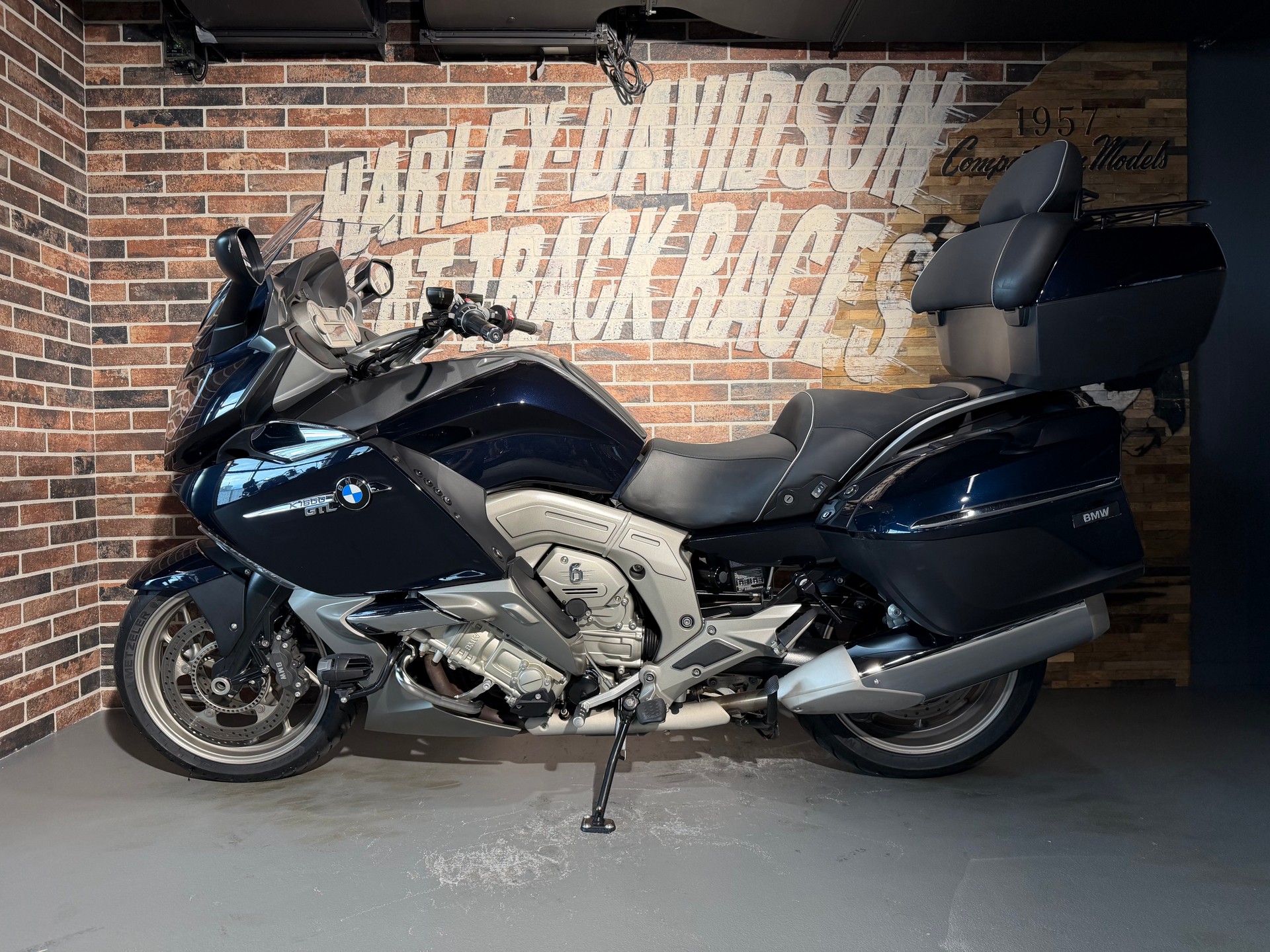 BMW K 1600 GTL-showroom-element-1