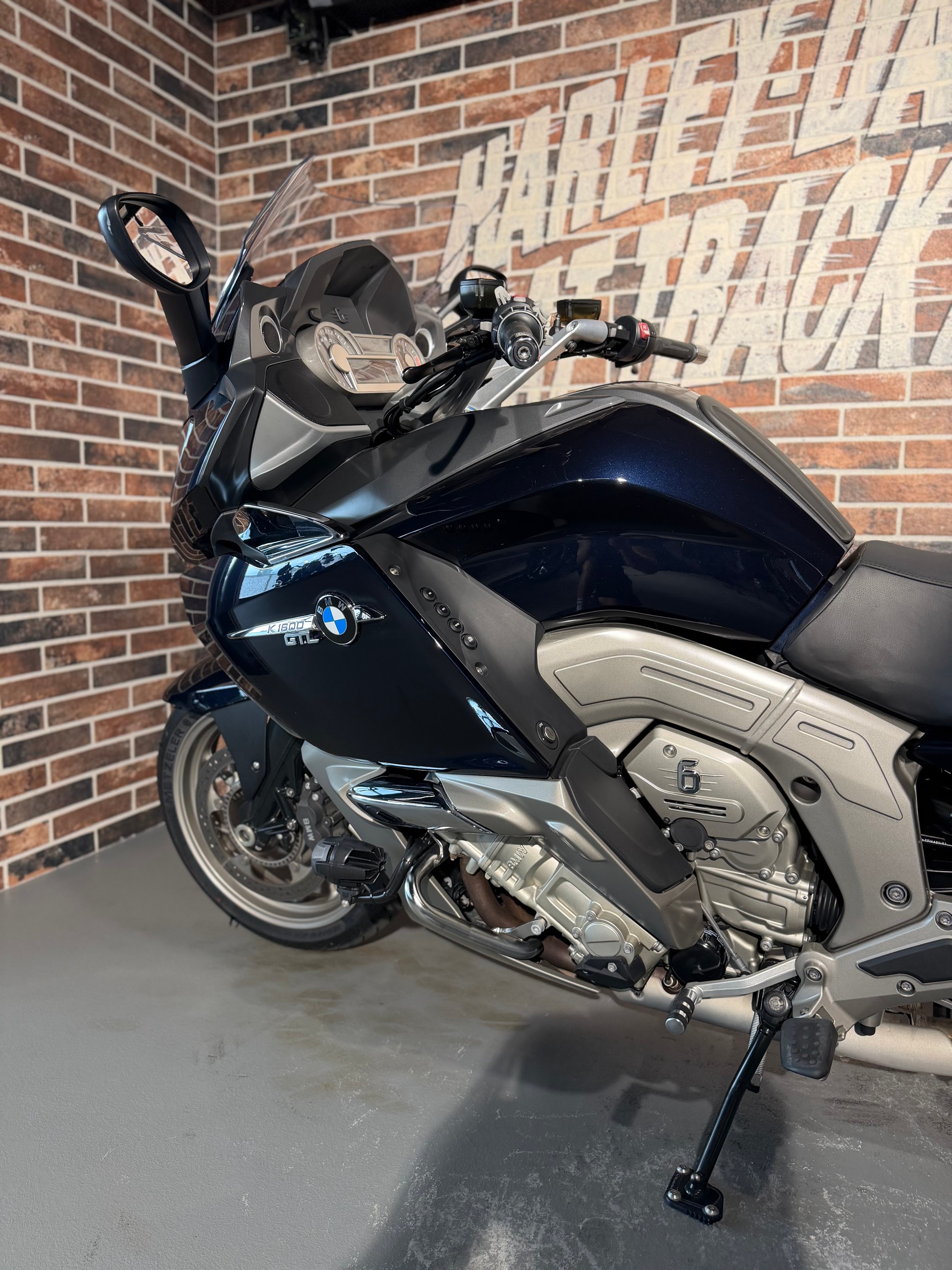 BMW K 1600 GTL-showroom-element-2