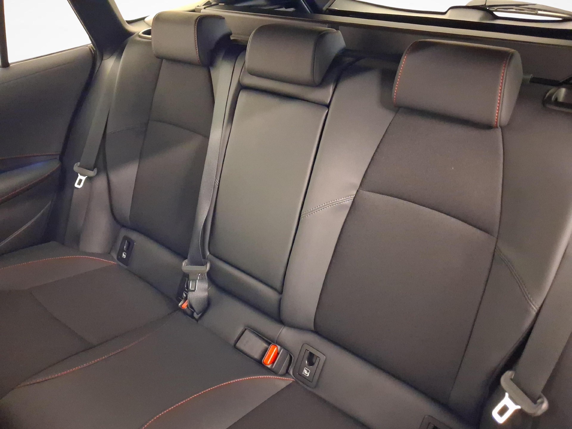 TOYOTA Corolla Touring Sports 2.0 HSD GR Sport-image-10