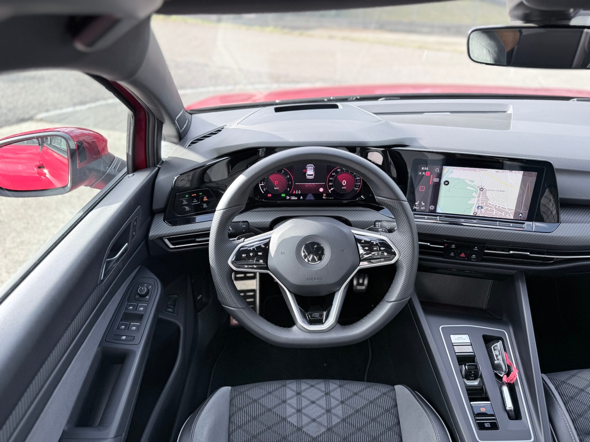 VW Golf Variant 2.0 TSI R-Line DSG 4Motion-image-18