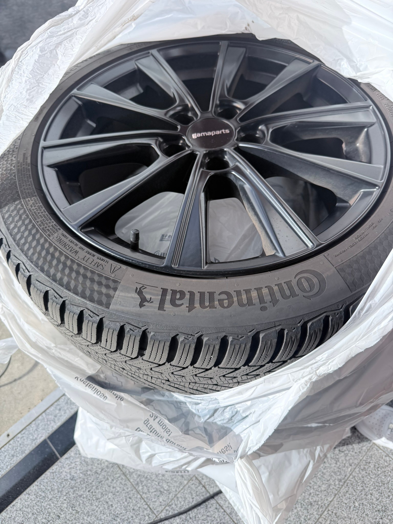 VW Golf Variant 2.0 TSI R-Line DSG 4Motion-image-28