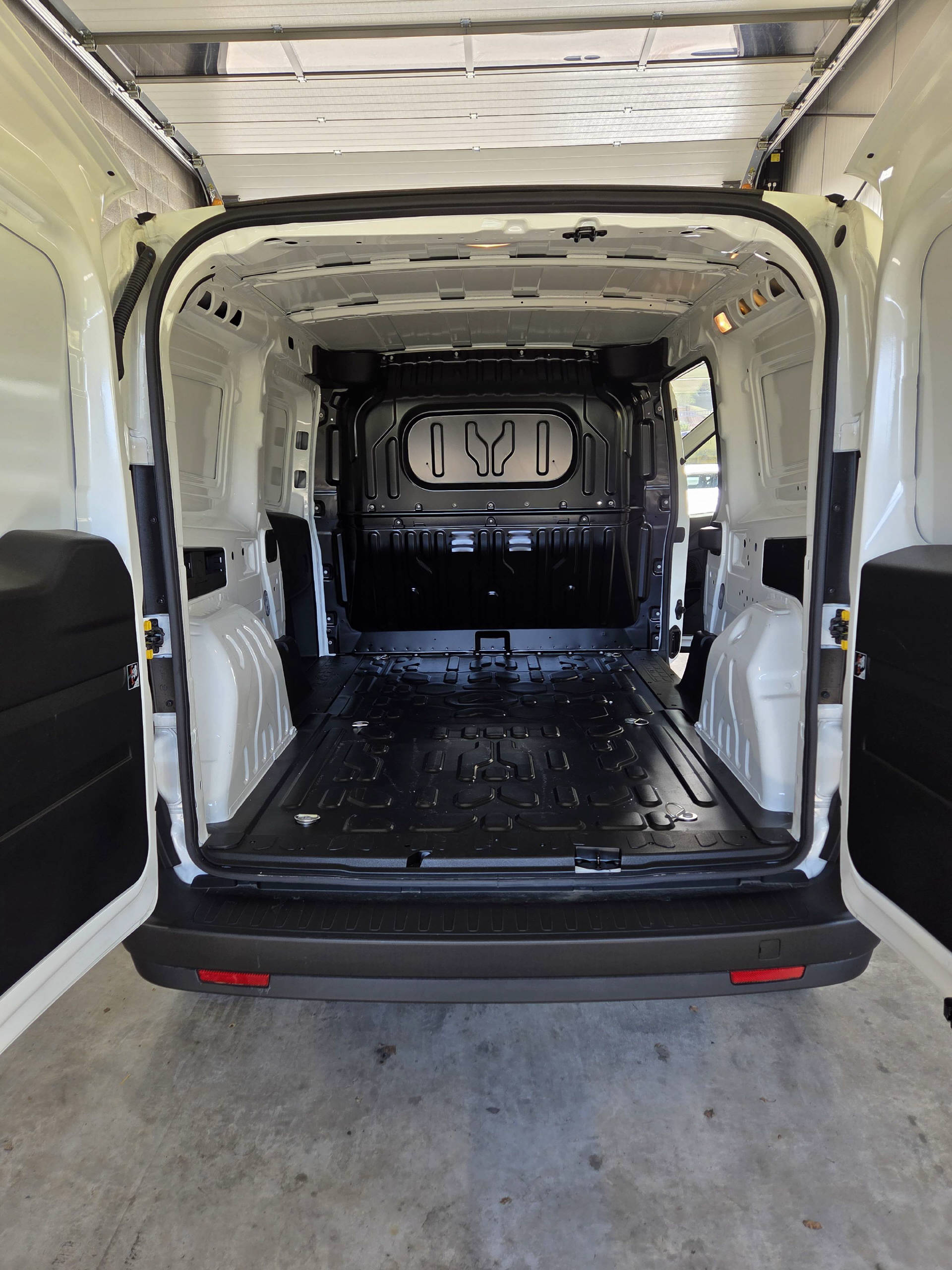 FIAT Doblo Cargo L2 1.6 JTD 120 Base-image-11