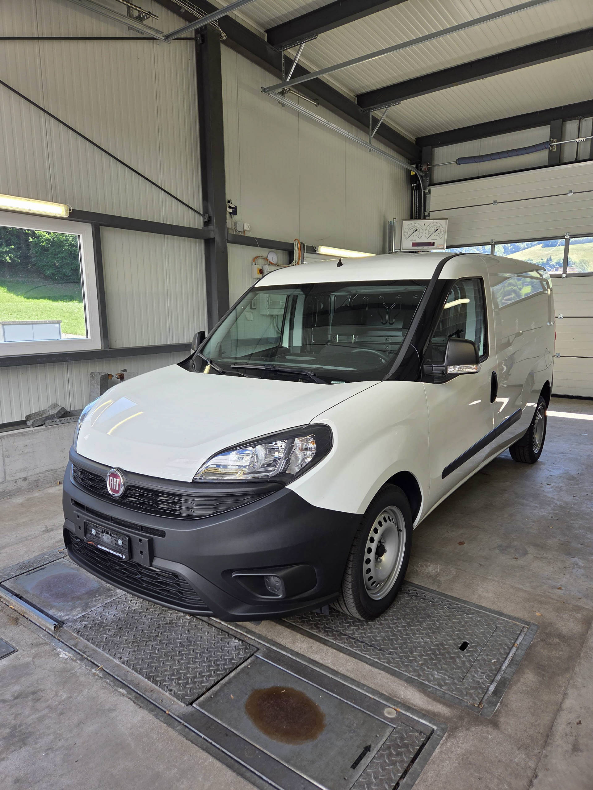 FIAT Doblo Cargo L2 1.6 JTD 120 Base-image-0