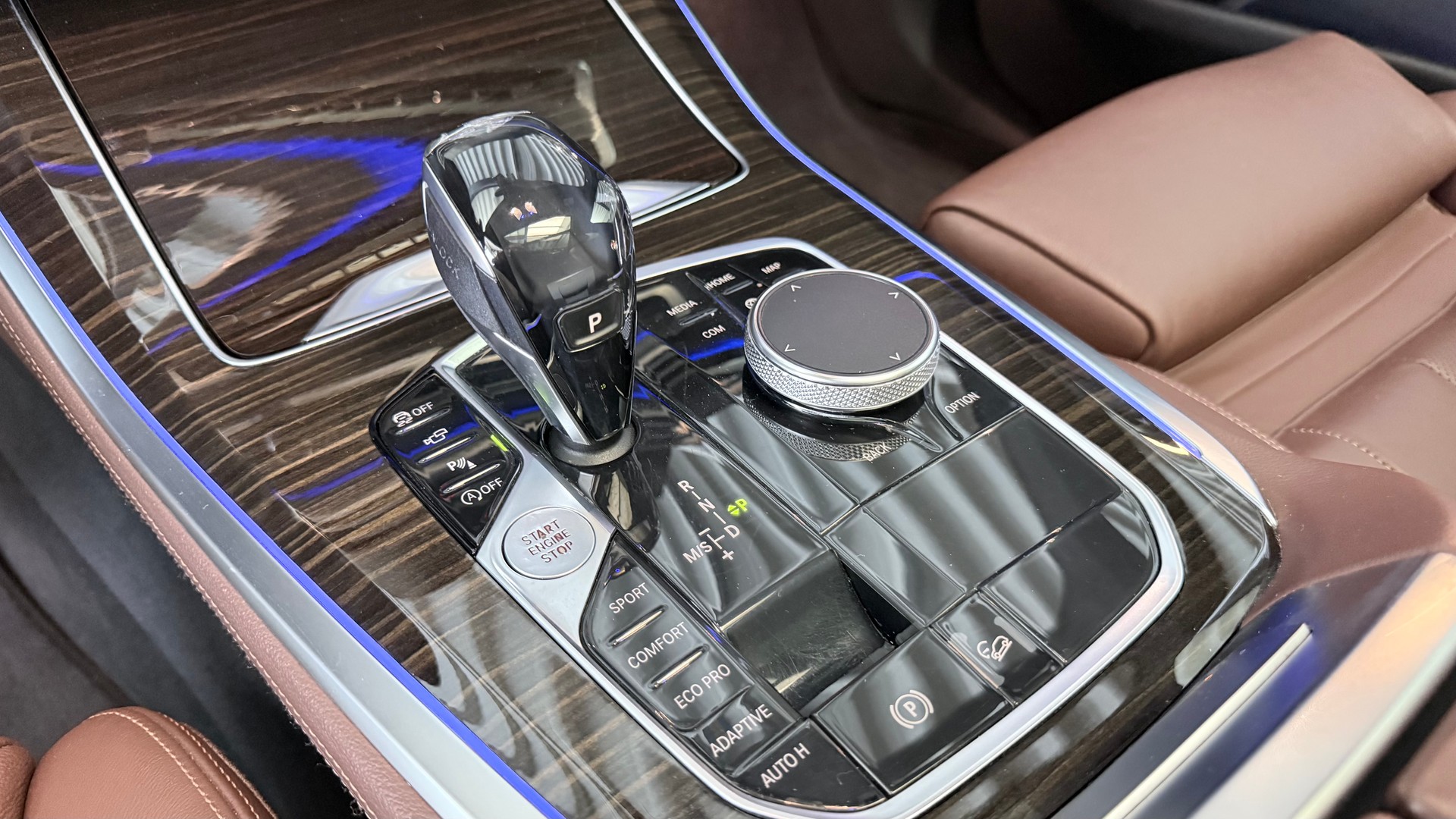 BMW X5 40i xDrive SAG-image-10