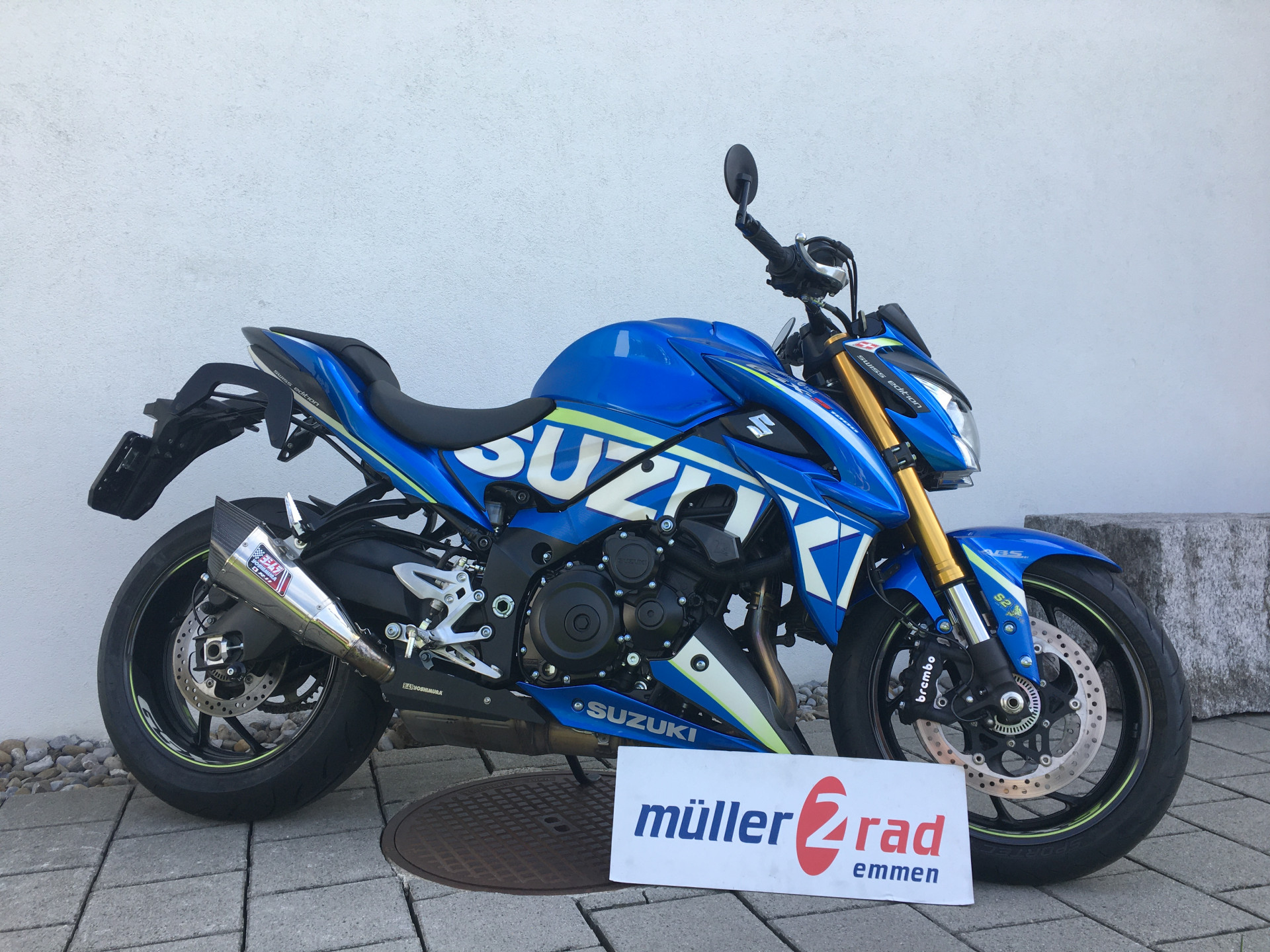 SUZUKI GSX-S 1000 A Moto GP-showroom-element-1