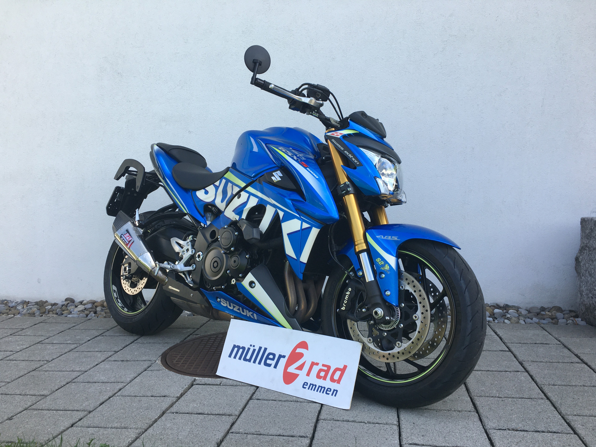 SUZUKI GSX-S 1000 A Moto GP-showroom-element-3