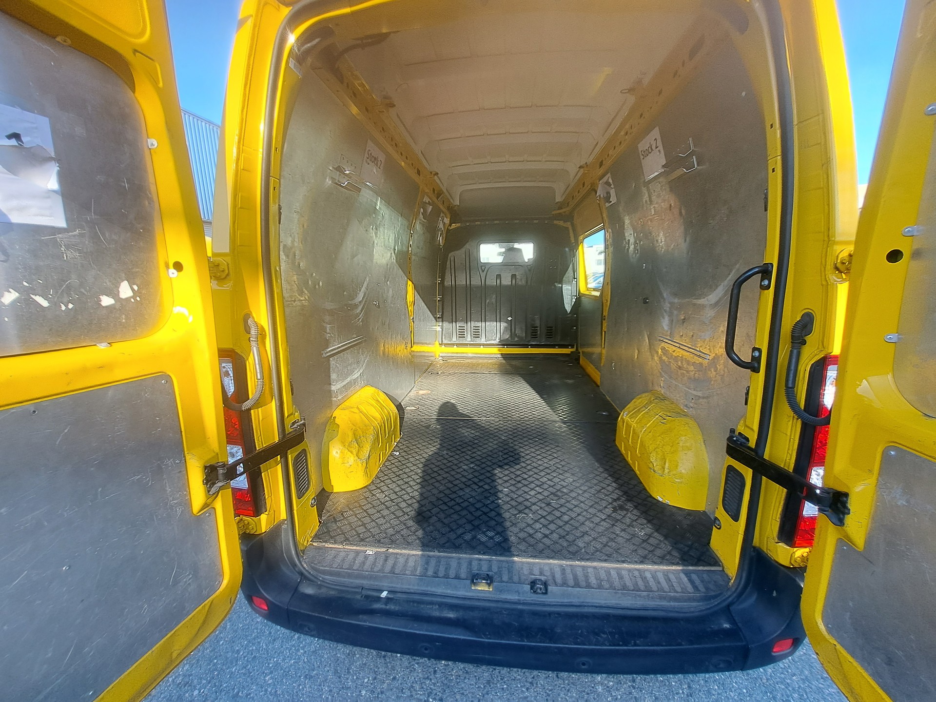 RENAULT Master T35 2.3dCi 135 L3H3-image-7