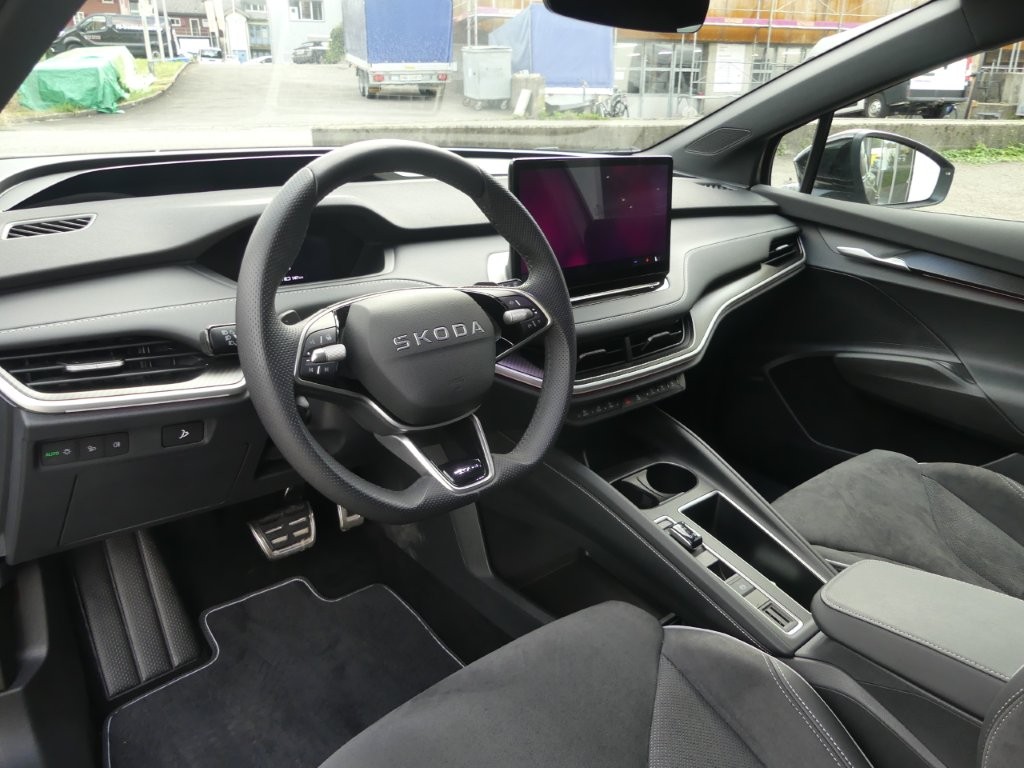 SKODA Elroq 85 Sportline-image-6