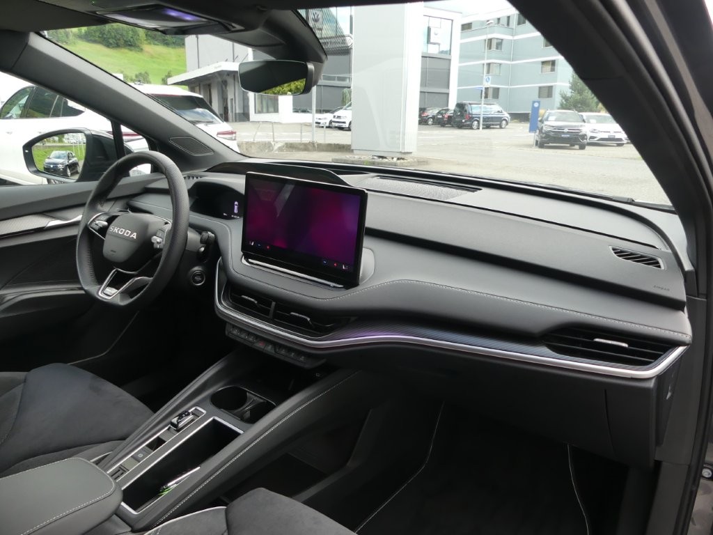 SKODA Elroq 85 Sportline-image-8