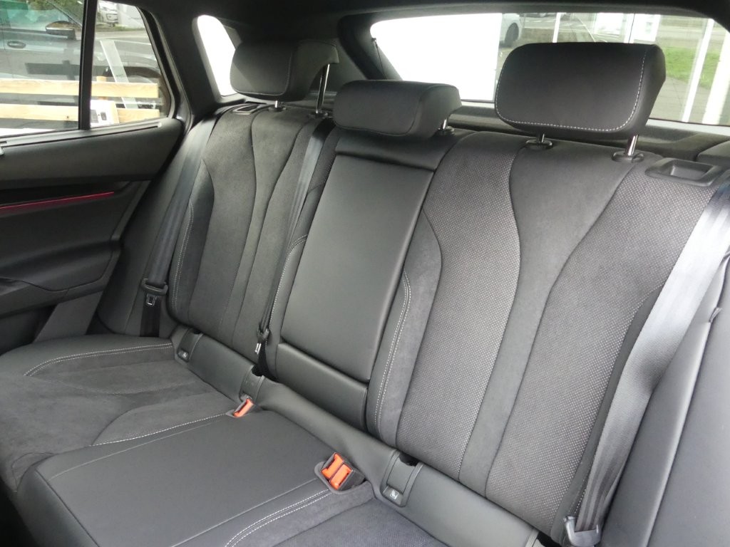 SKODA Elroq 85 Sportline-image-12