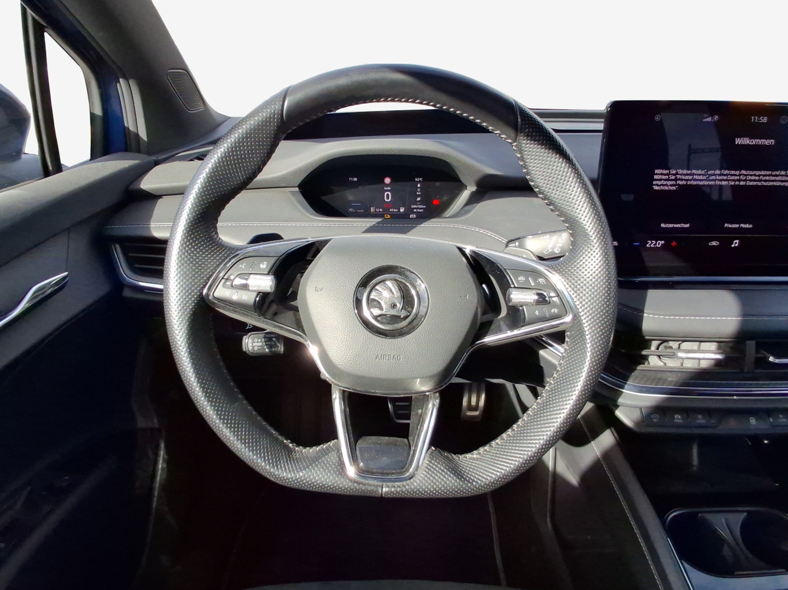 SKODA Enyaq iV 80x SportLine-image-9