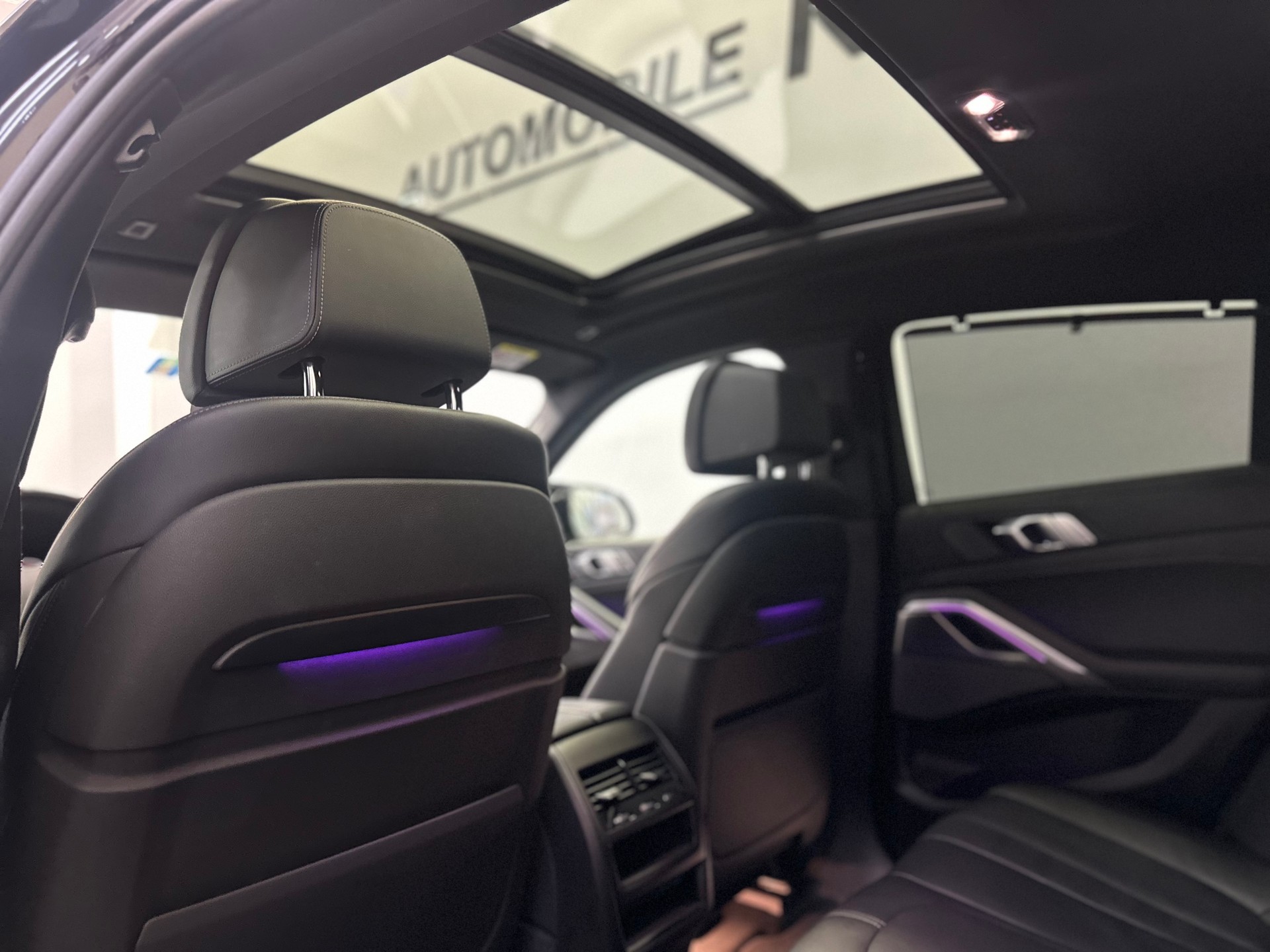 BMW X6 M50d-image-21