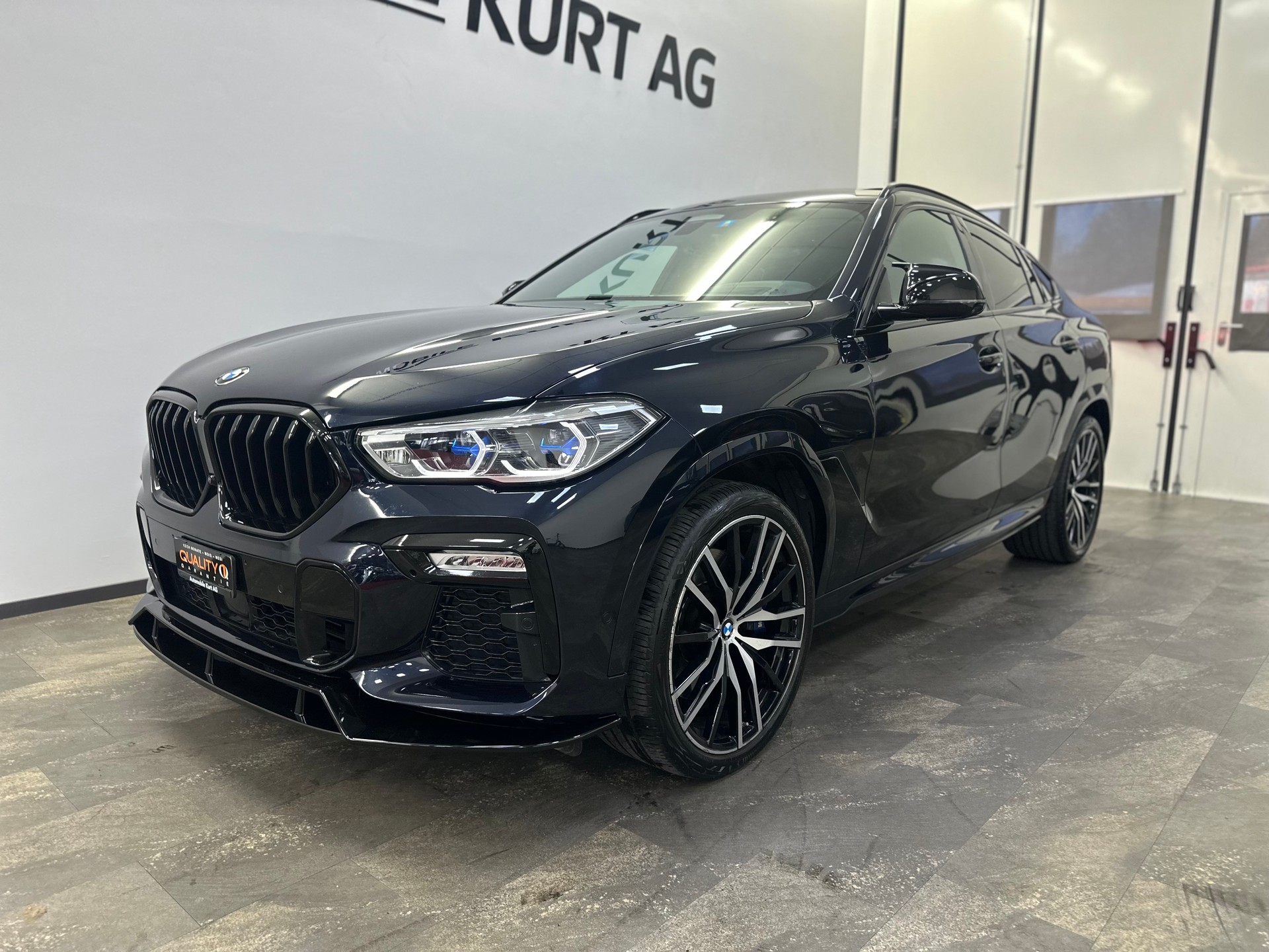 BMW X6 M50d-image-6