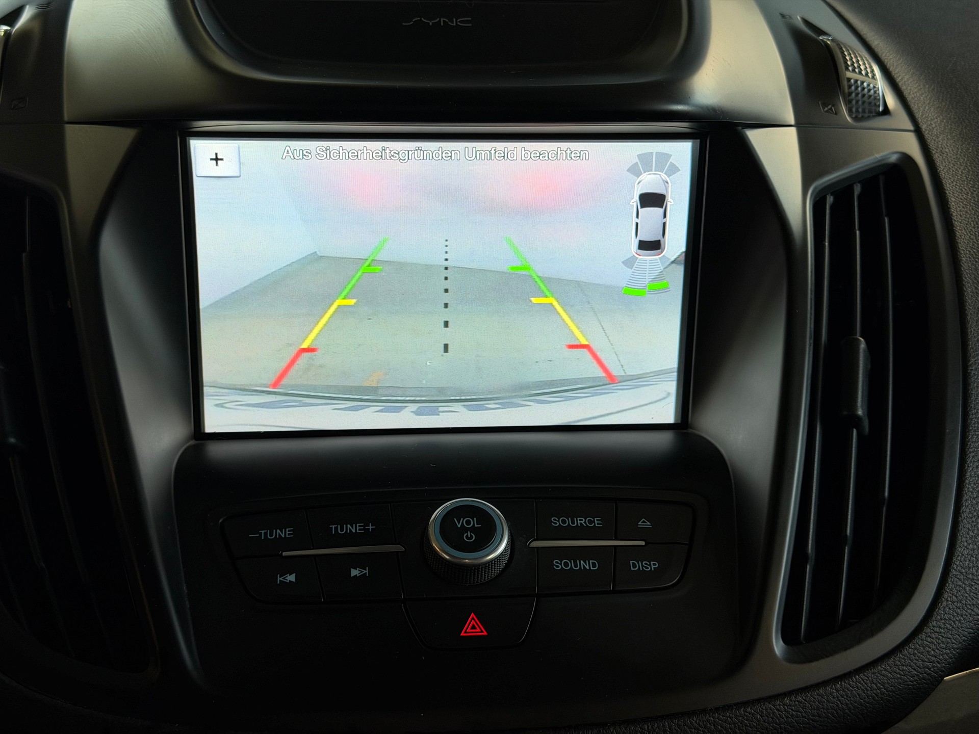 FORD Kuga 2.0 TDCi ST Line 4WD PowerShift | MFK 12.2024 | Aus 1-Hand | Lenkradheizung | Leder | Navi | AHK 2.1t.-image-15