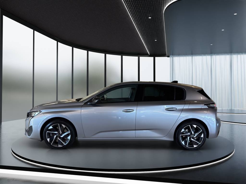 PEUGEOT 308 1.6 PHEV 180 Allure Pack-image-2