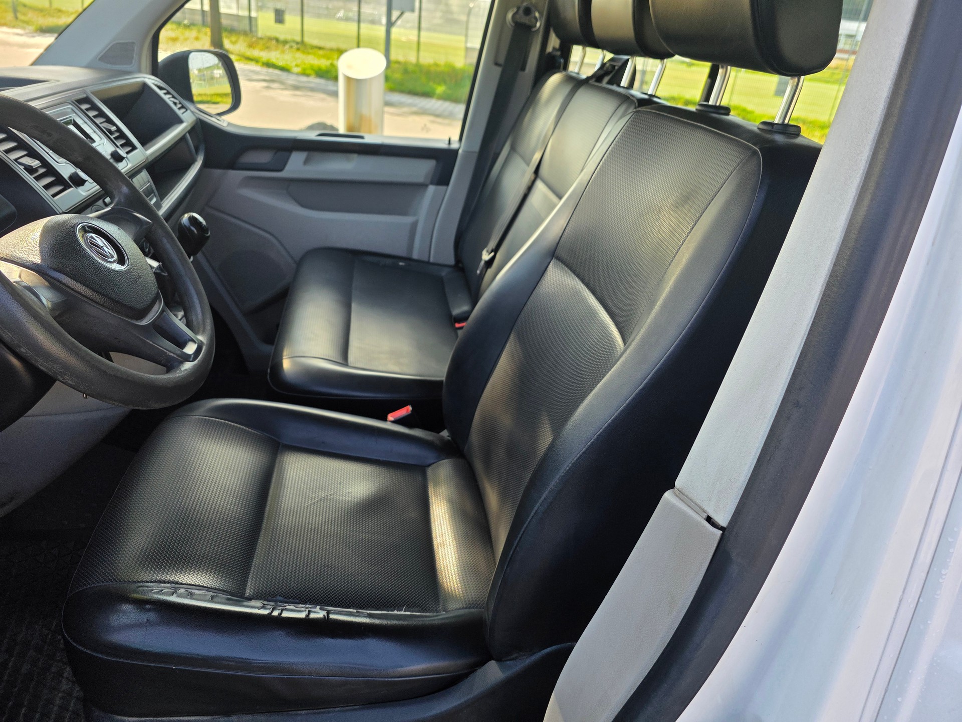 VW T6 2.0 TDI 4Motion-image-12
