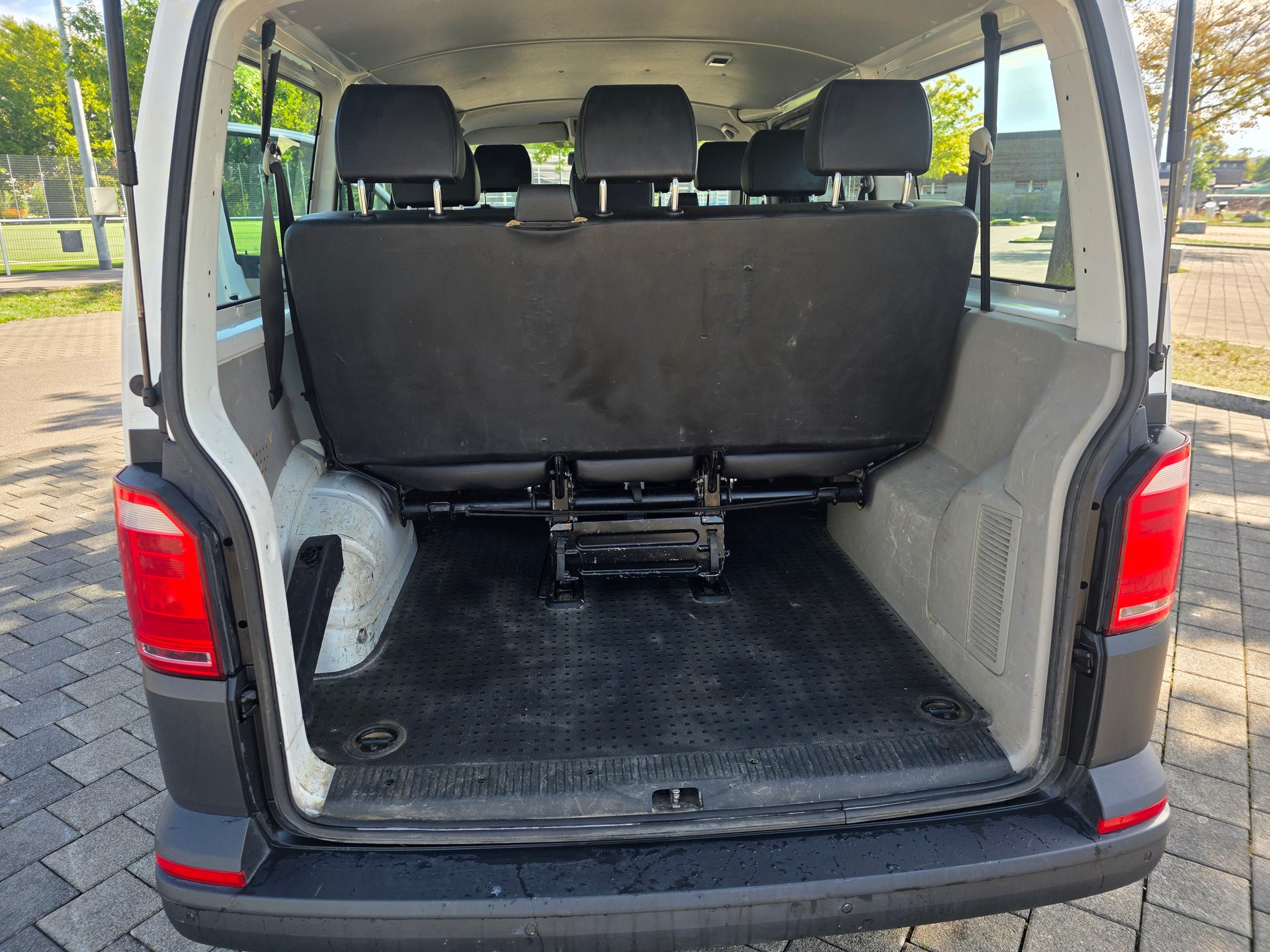 VW T6 2.0 TDI 4Motion-image-17