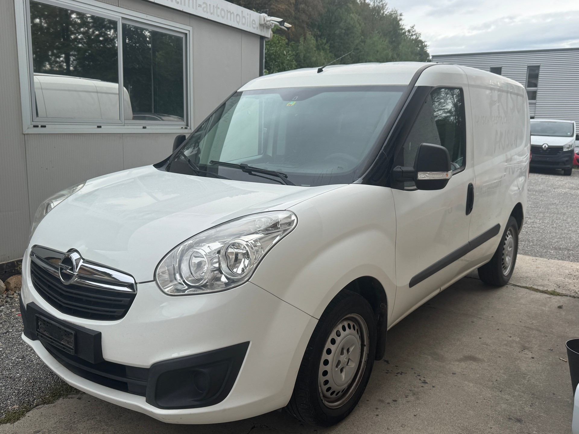 OPEL Combo 1.4i 2.4 L2H1-image-0