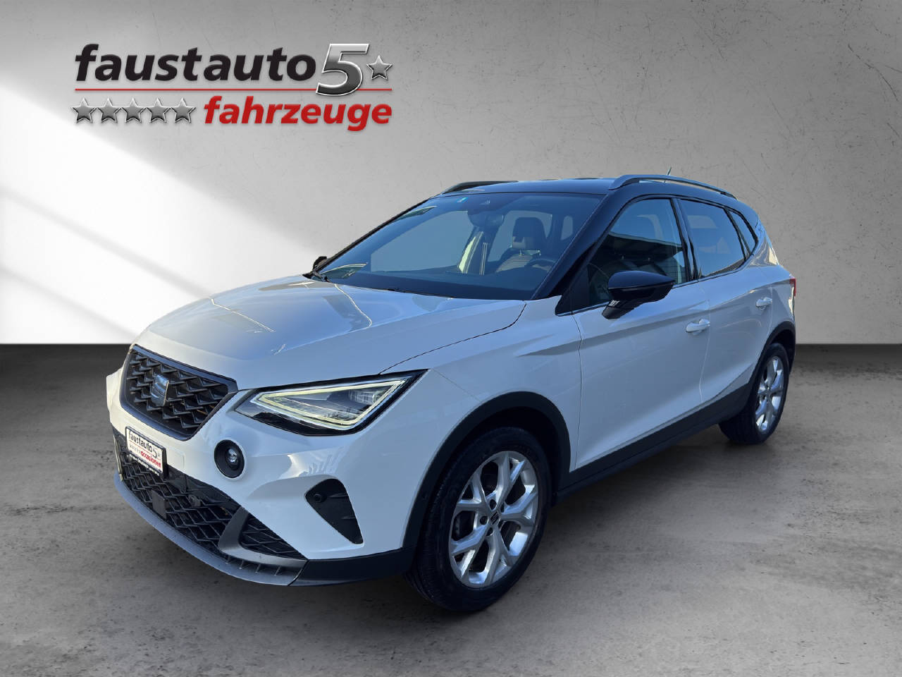 SEAT Arona 1.5 TSI Hola FR DSG MY22