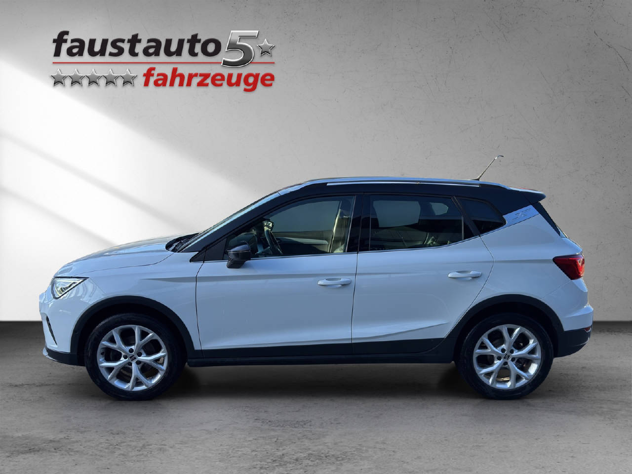 SEAT Arona 1.5 TSI Hola FR DSG MY22-image-9