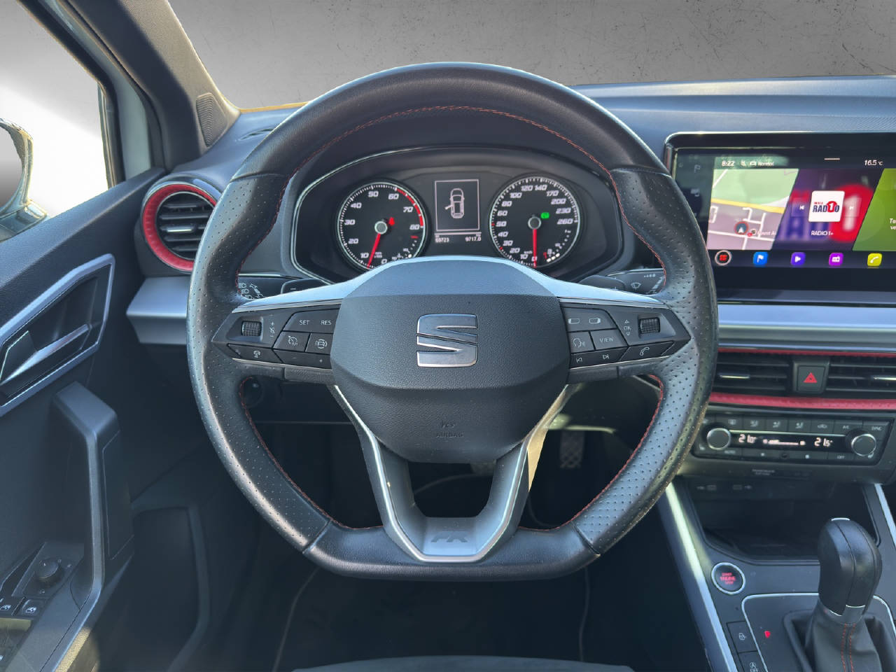 SEAT Arona 1.5 TSI Hola FR DSG MY22-image-6