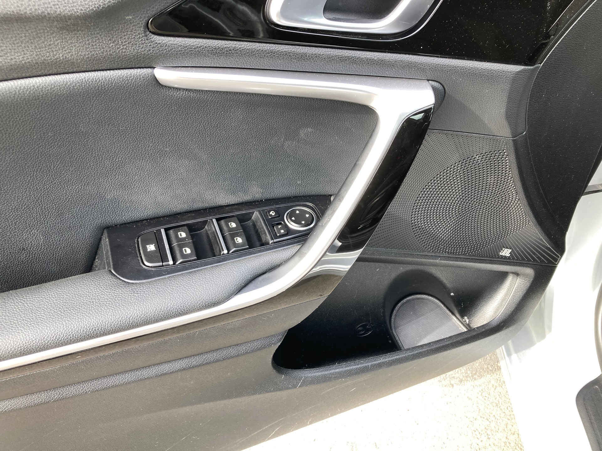 KIA Ceed Sportswagon 1.5 T-GDi MHEV Power DCT-image-9