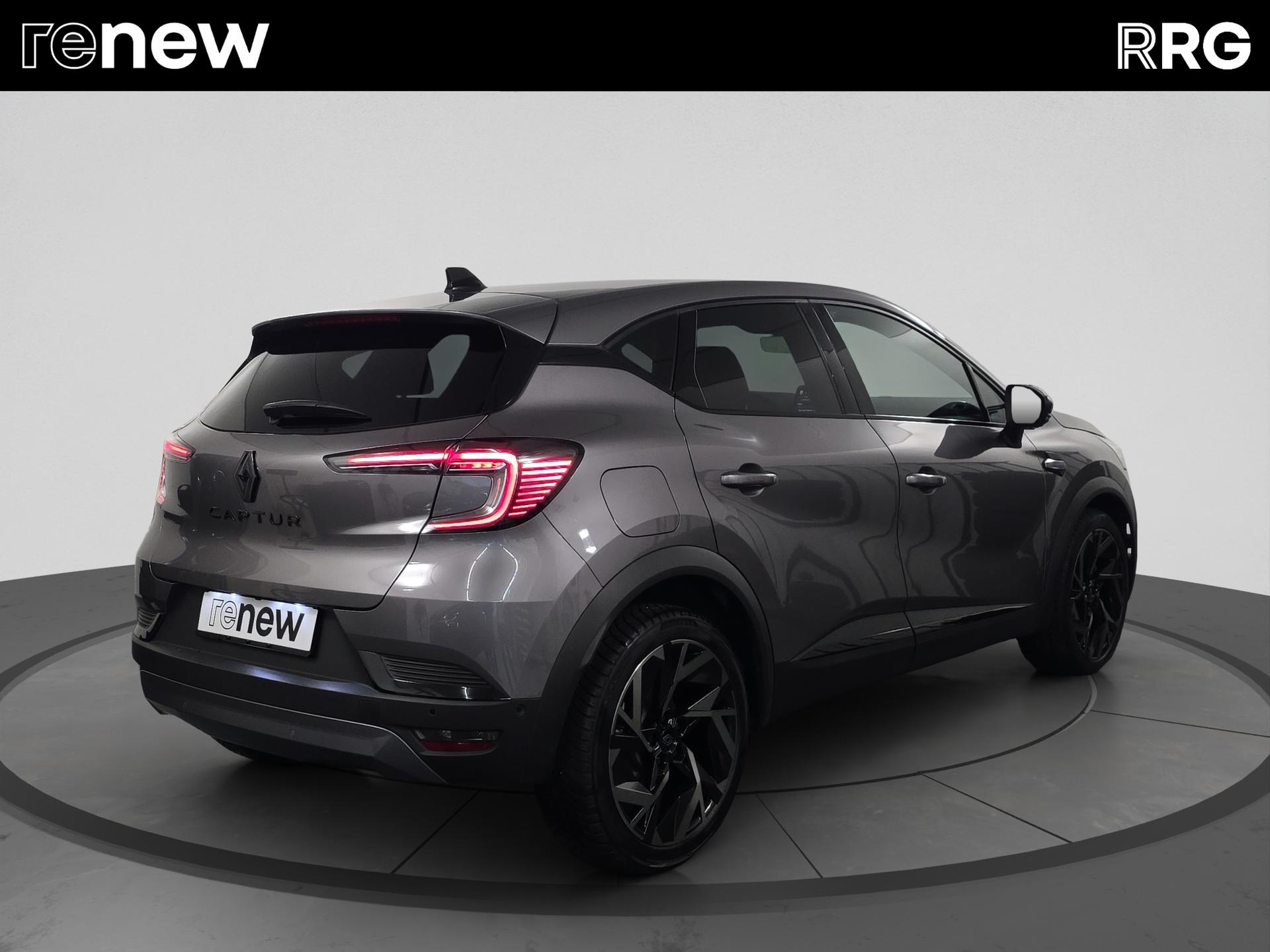 RENAULT Captur 1.3 TCe Esprit Alpine EDC-image-2