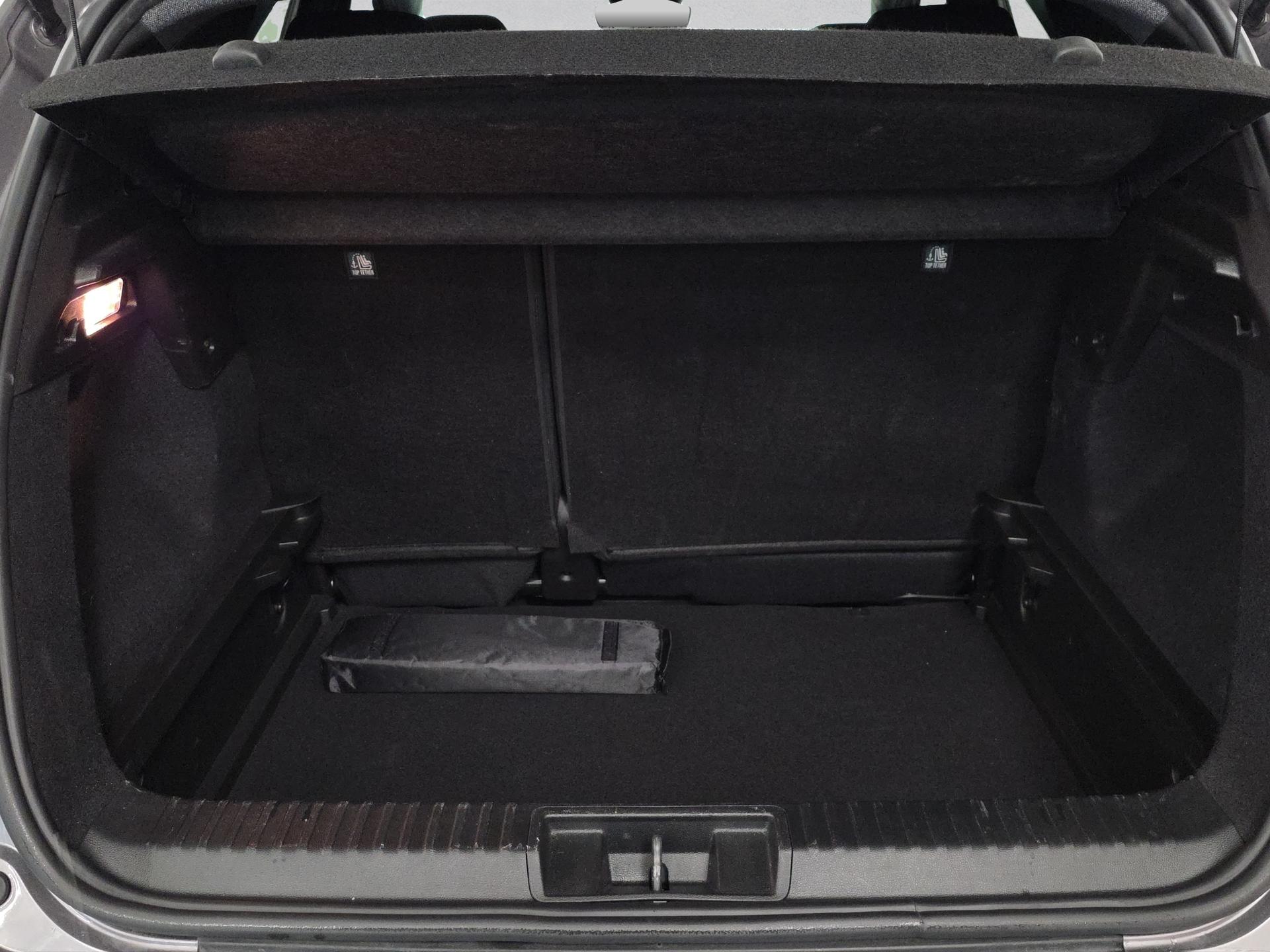 RENAULT Captur 1.3 TCe Esprit Alpine EDC-image-15