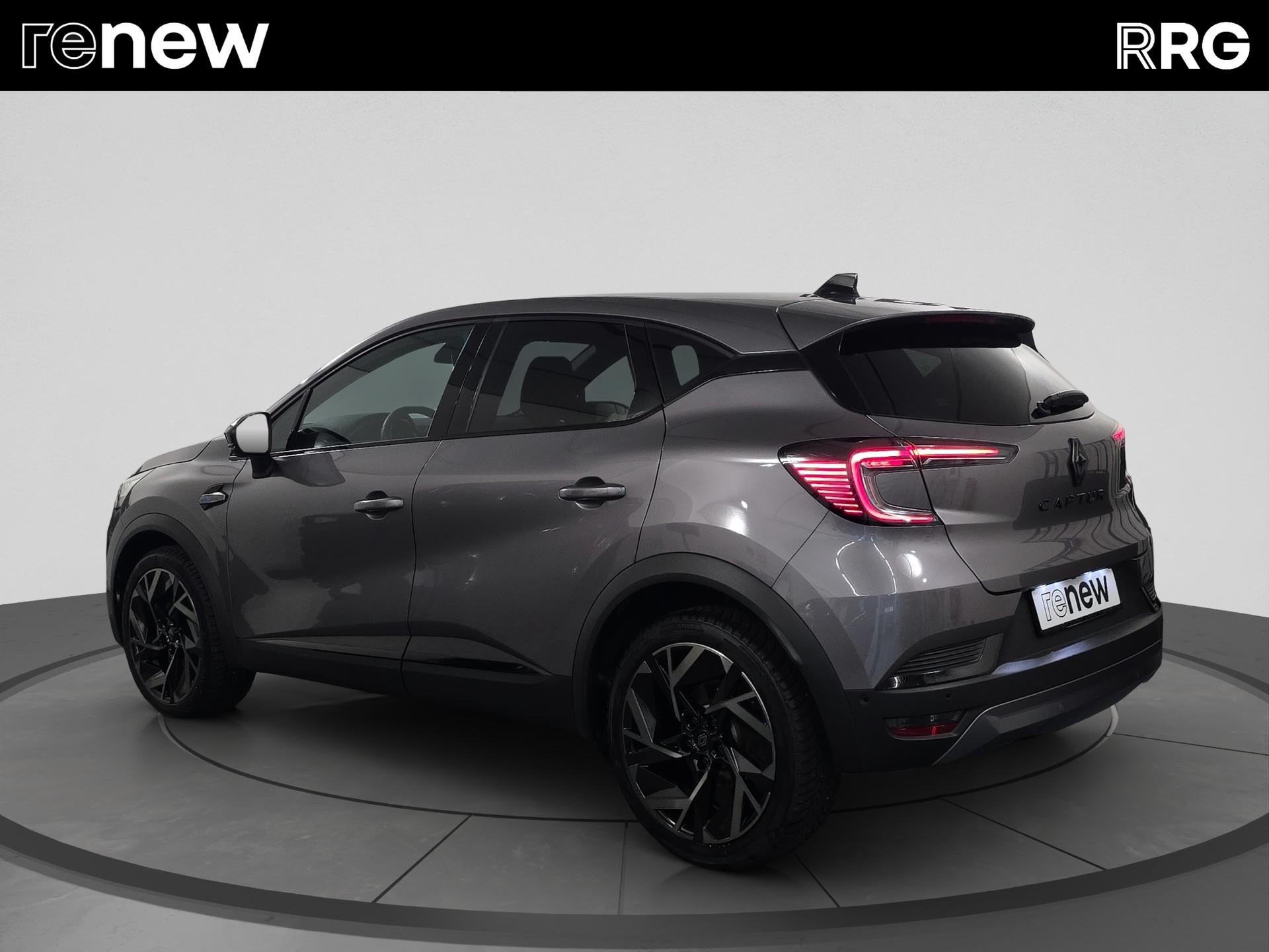 RENAULT Captur 1.3 TCe Esprit Alpine EDC-image-4