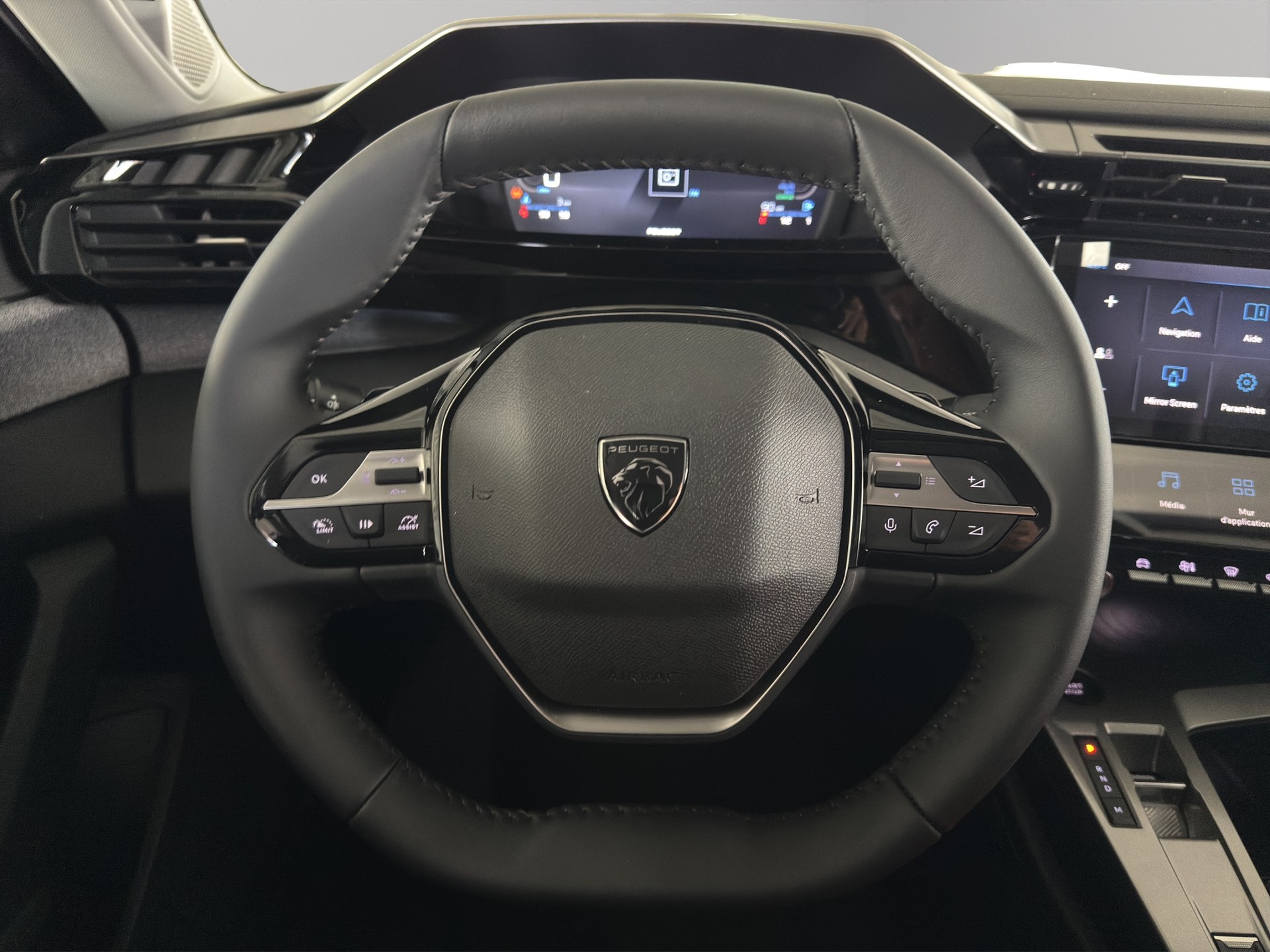 PEUGEOT 308 SW 1.2 Hybrid Allure-image-10
