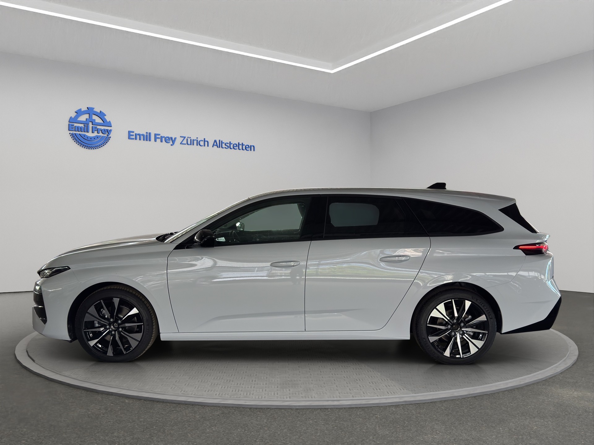 PEUGEOT 308 SW 1.2 Hybrid Allure-image-3