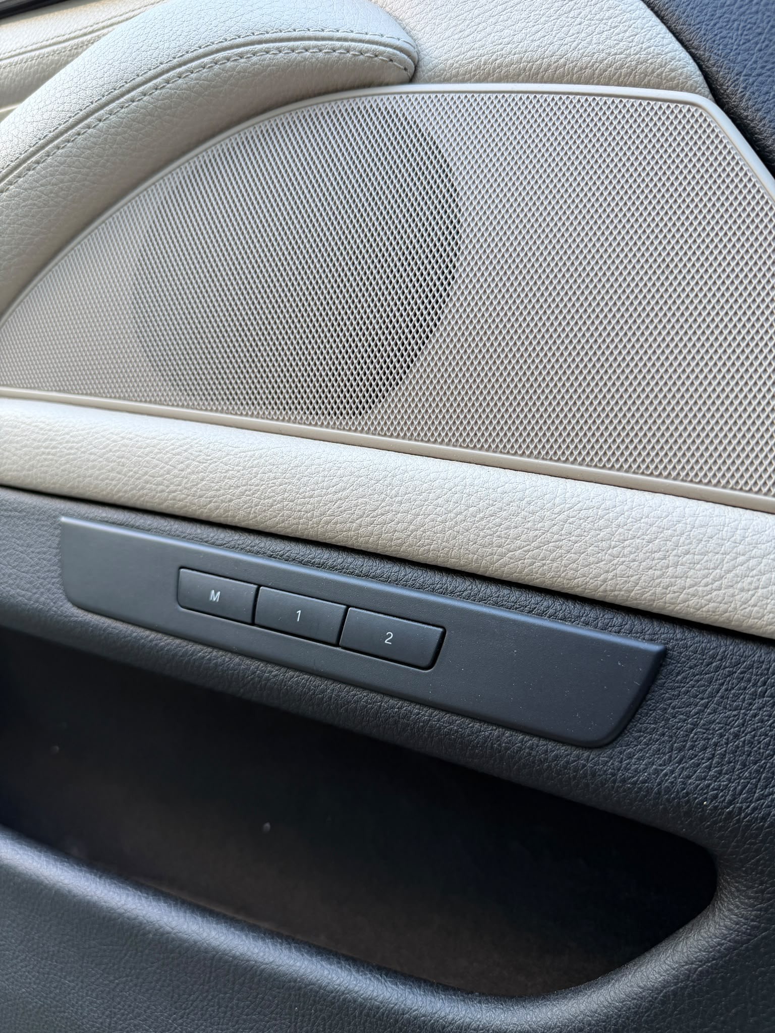 BMW 520d Touring Steptronic-image-12