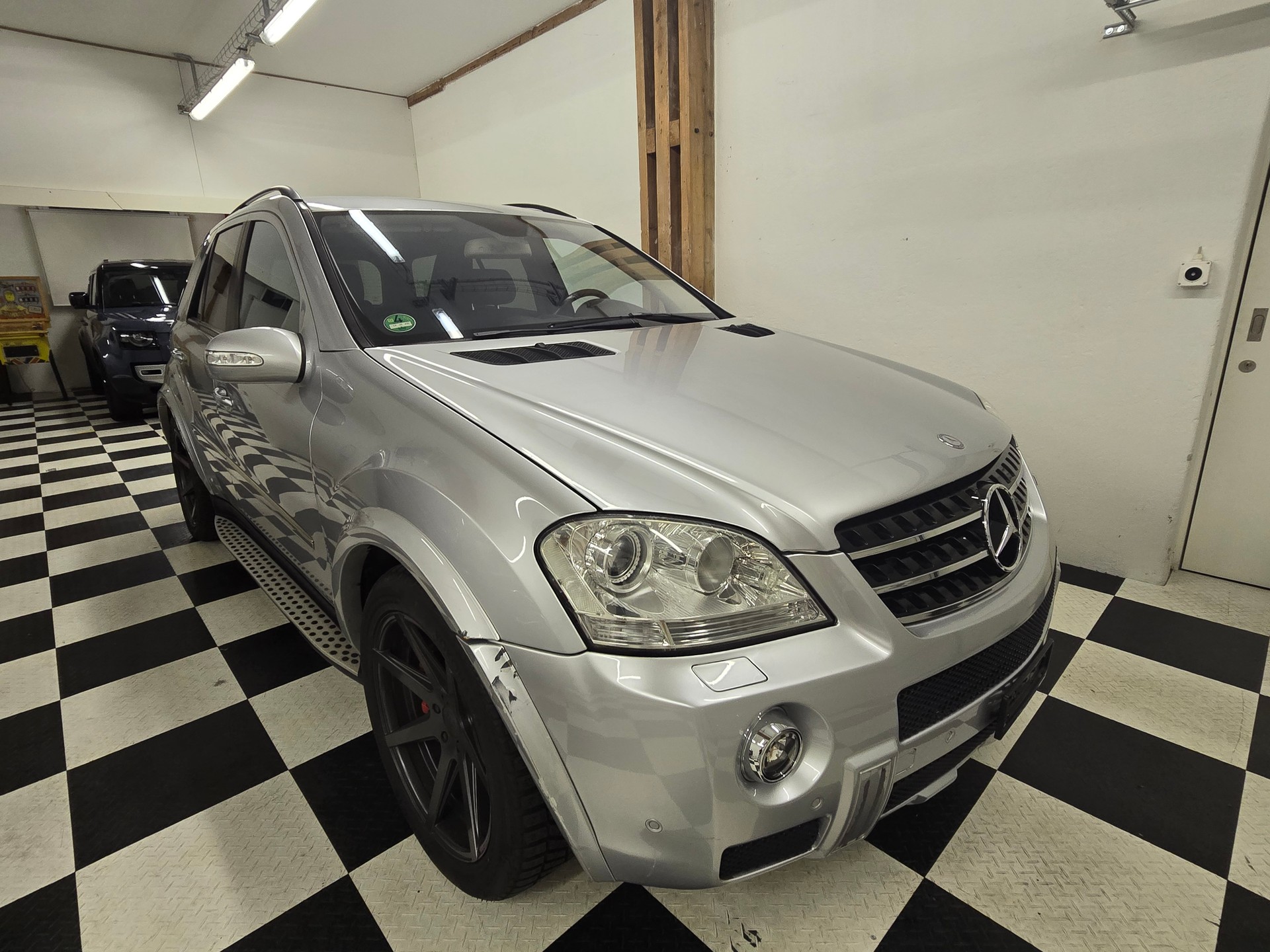 MERCEDES-BENZ ML 420 CDI 4Matic 7G-Tronic AMG Line-image-3