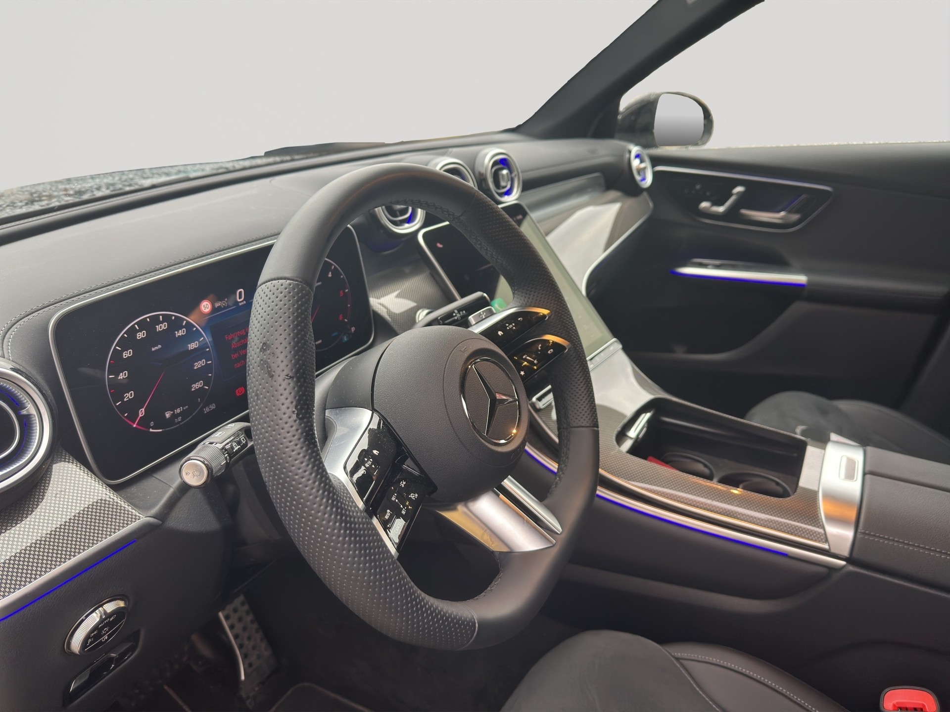 MERCEDES-BENZ GLC 300 d 4Matic 9G-Tronic AMG Line-image-6