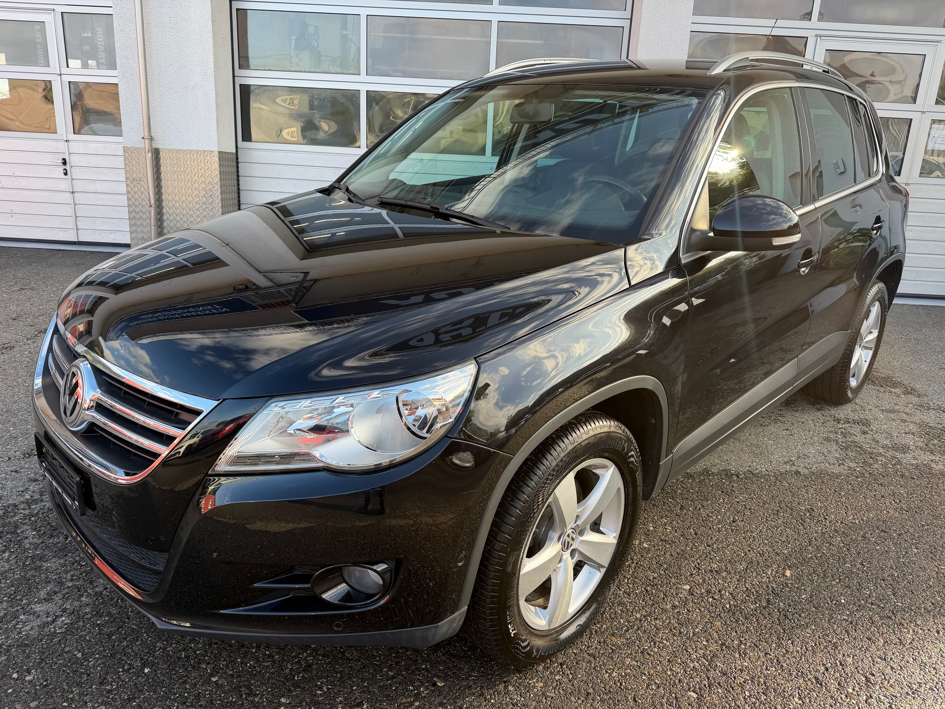 VW Tiguan 2.0 TSI Sport&Style Tiptronic-image-0