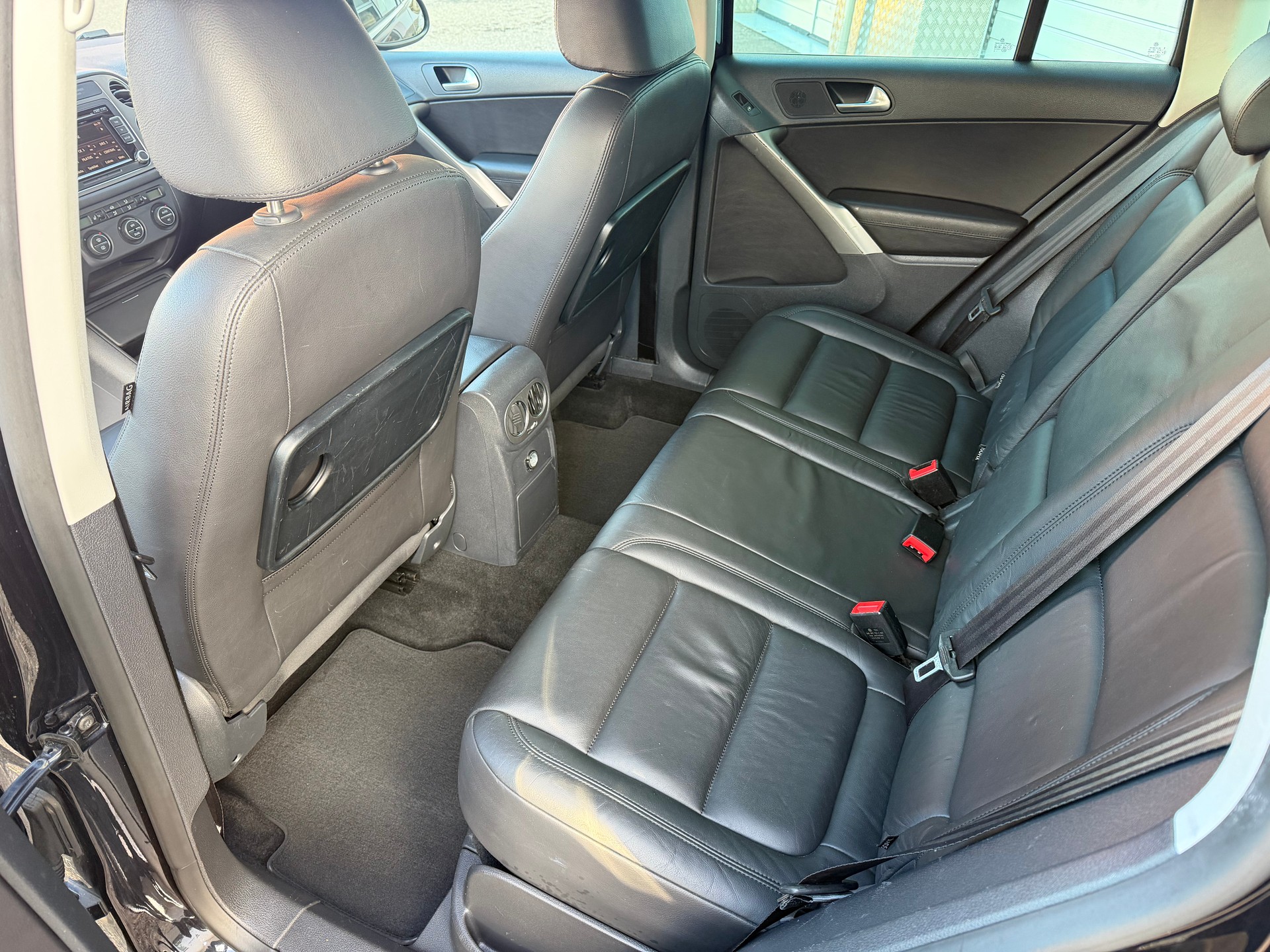 VW Tiguan 2.0 TSI Sport&Style Tiptronic-image-6