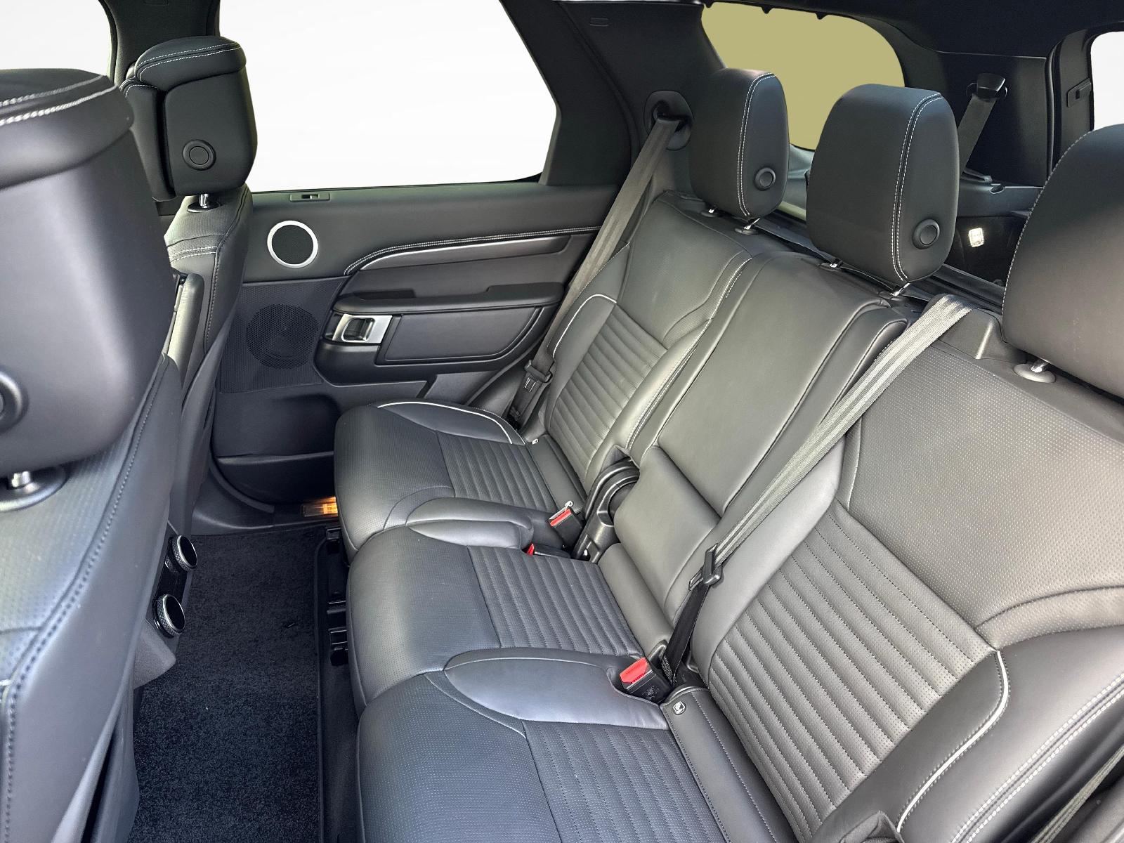 LAND ROVER Discovery 3.0 I6 Metropolitan Edition 5+2 Sitze-image-13