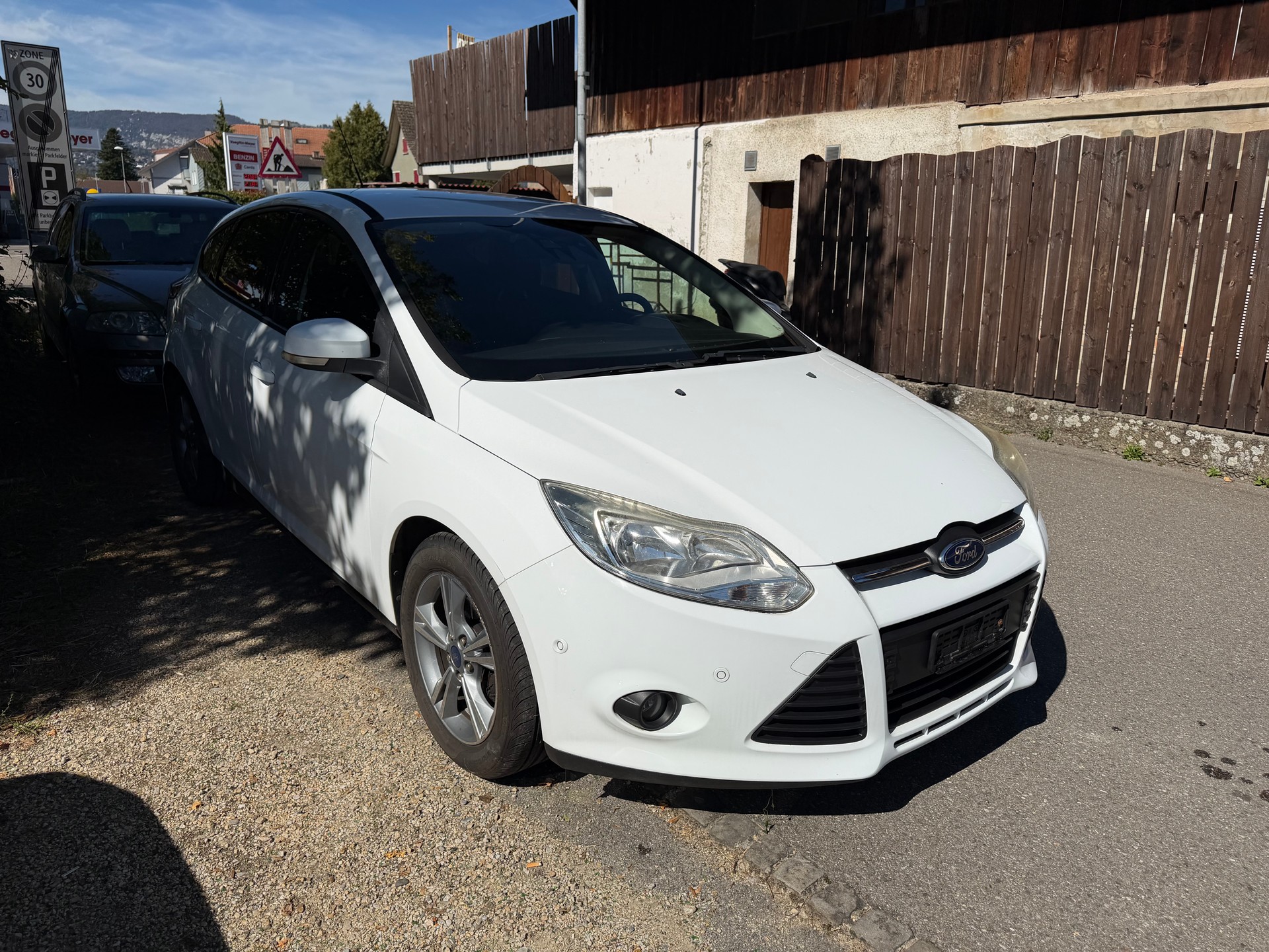 FORD Focus 1.0 SCTi Winner firsch ab Mfk -neu Motor 50000km-image-1