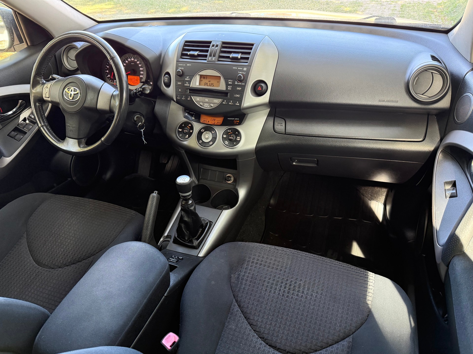TOYOTA RAV-4 2.2D-4 D CleanPower Linea Sol-image-7