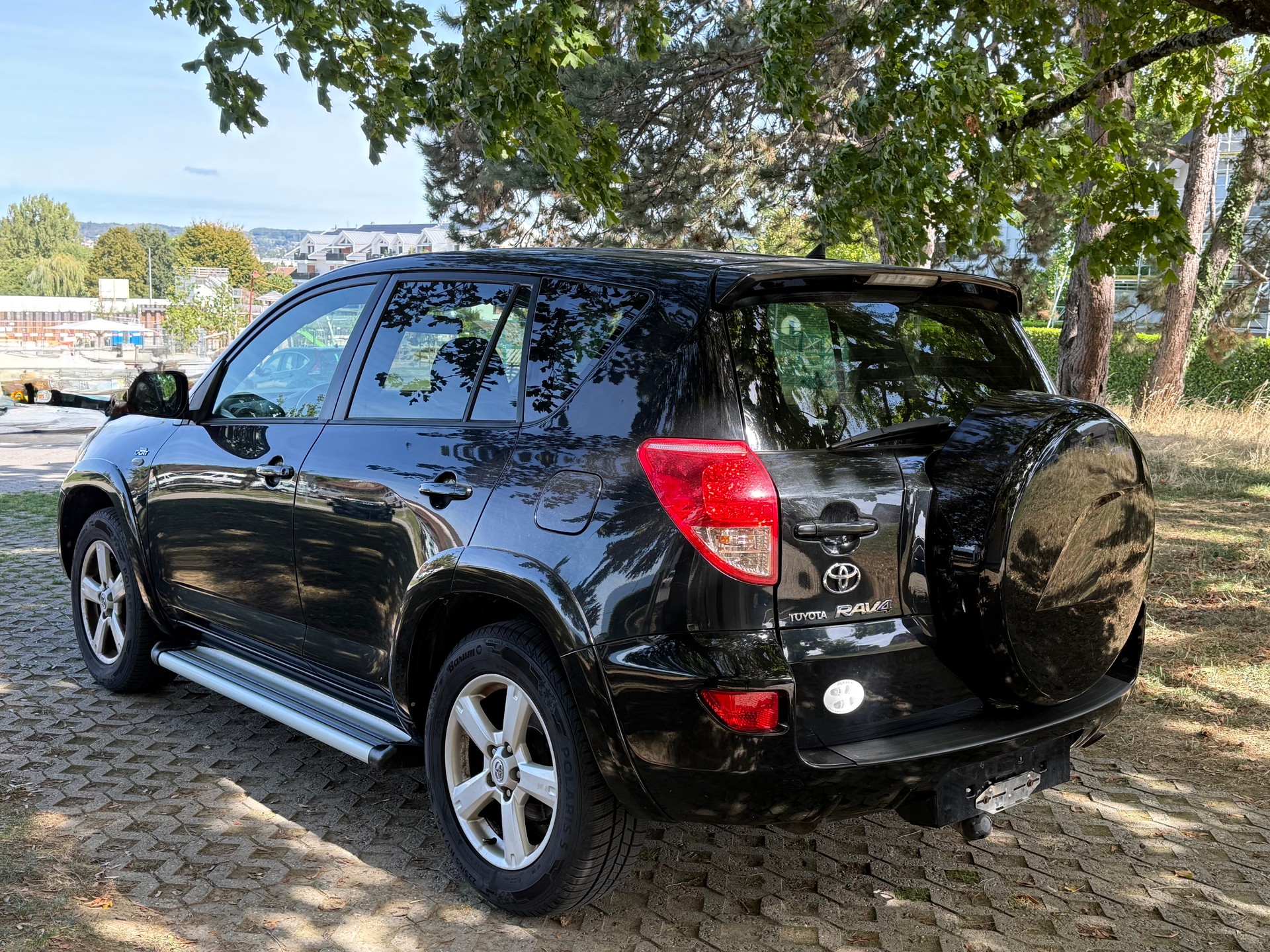 TOYOTA RAV-4 2.2D-4 D CleanPower Linea Sol-image-3