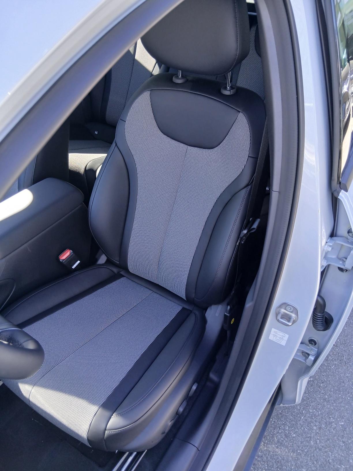 BYD Dolphin G DM-i Comfort-image-9