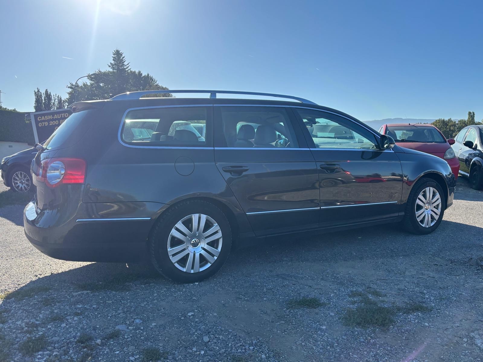 VW Passat Variant 2.0T FSI Highline-image-4