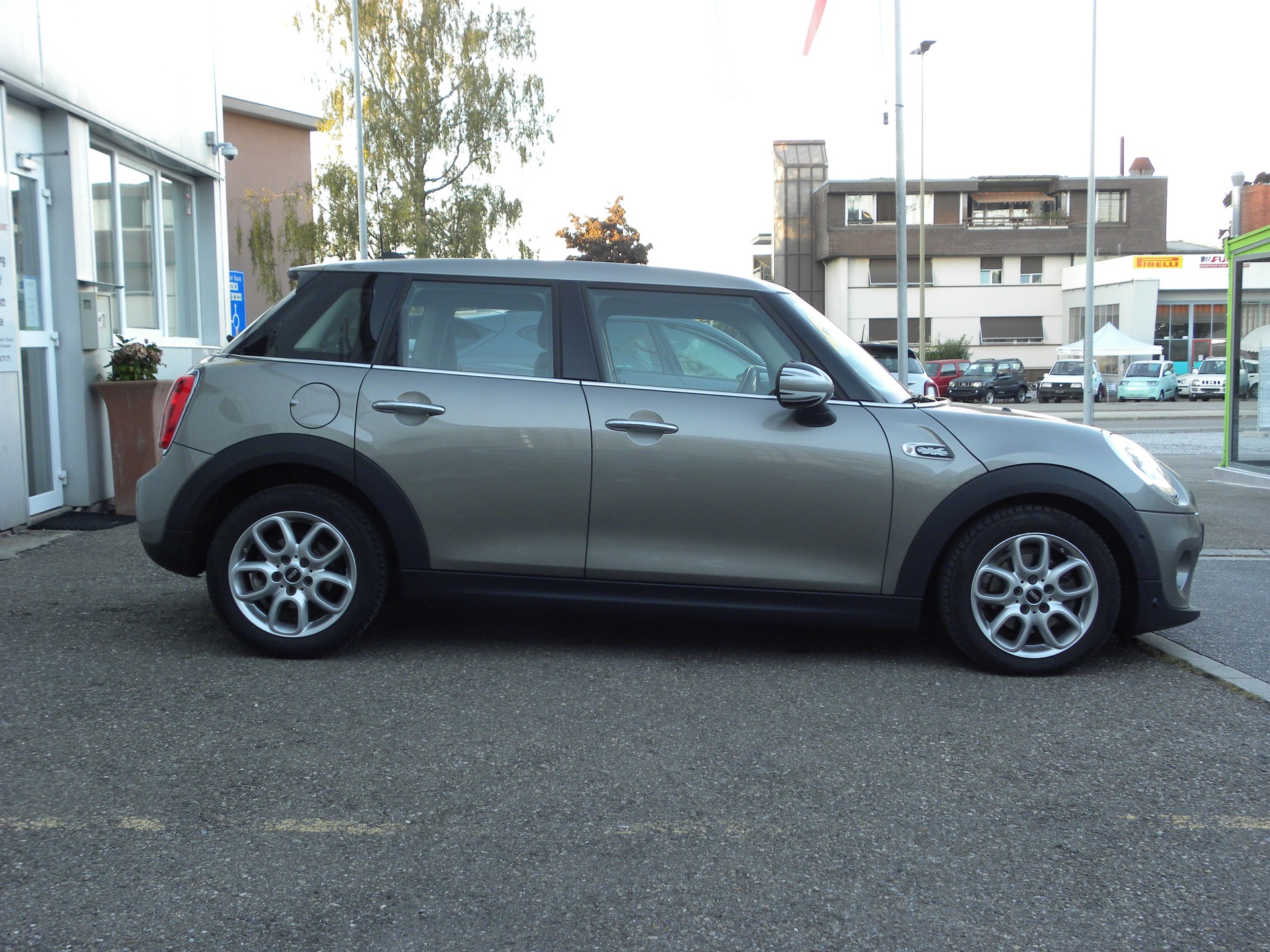 MINI Cooper Hyde Park Steptronic-image-3