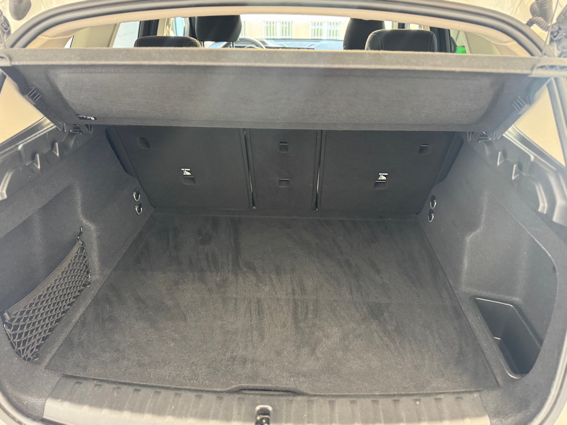 BMW X1 xDrive 20d 48V-image-13