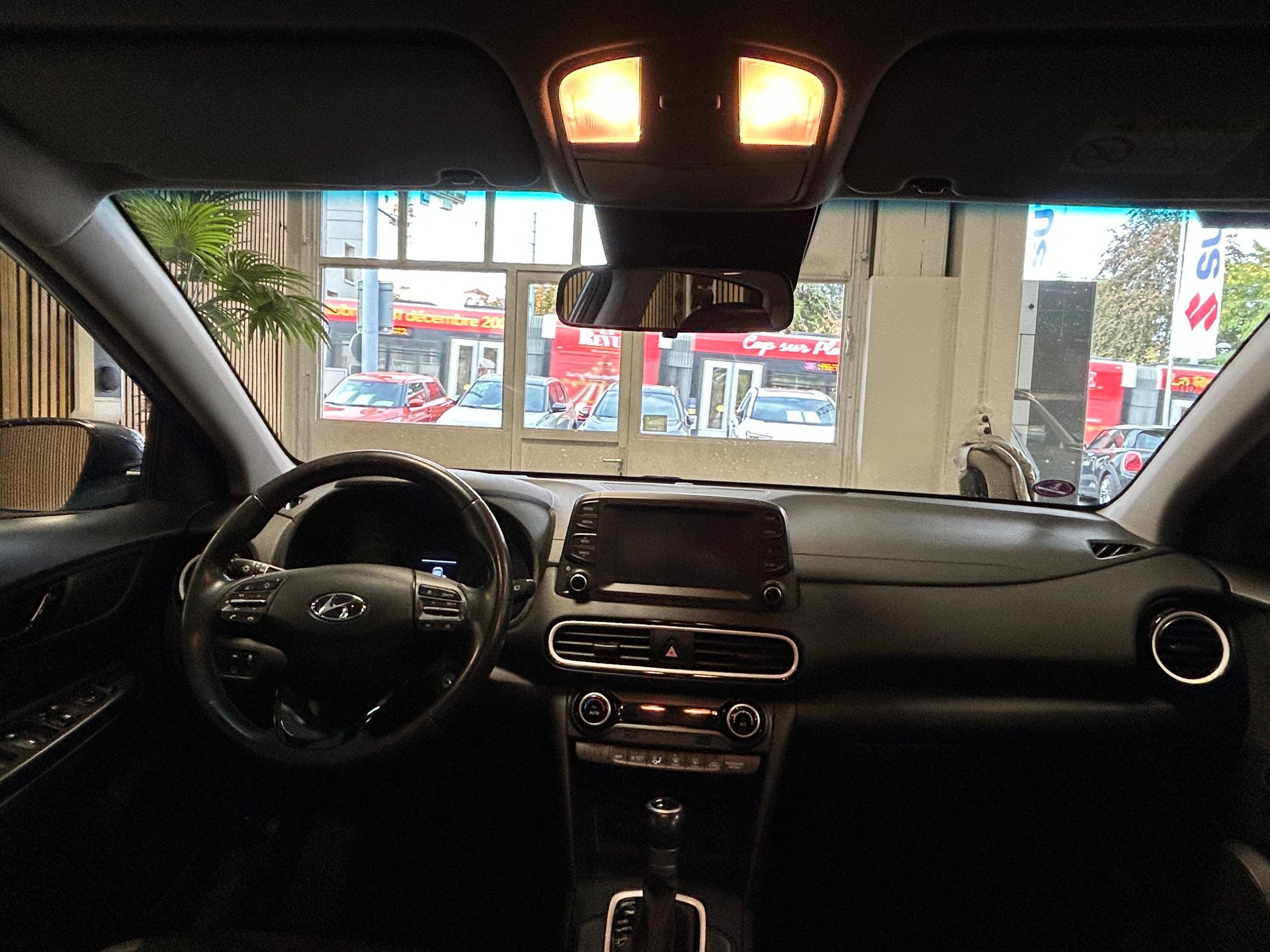 HYUNDAI Kona 1.6 GDi Hybrid Amplia-image-7