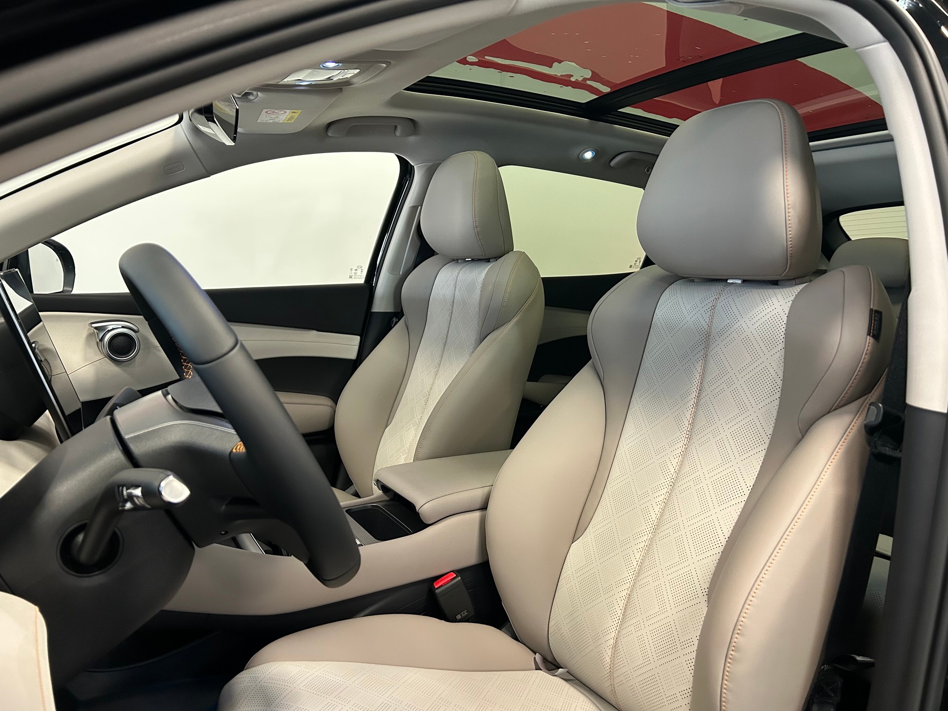 BYD Atto 3 EVO 74.8 kWh Excellence AWD-image-8