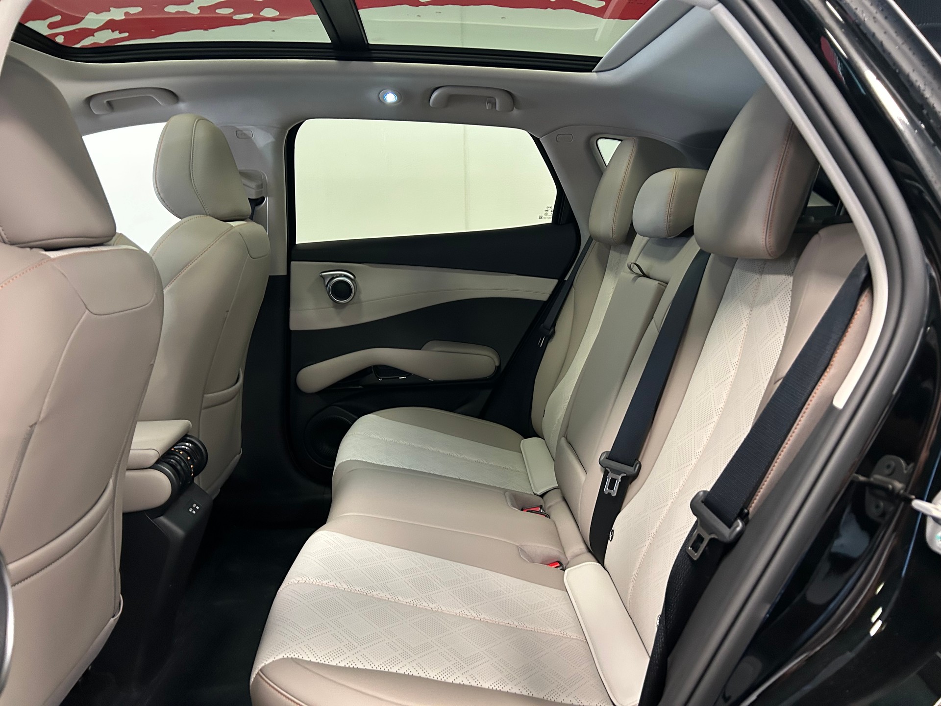BYD Atto 3 EVO 74.8 kWh Excellence AWD-image-11