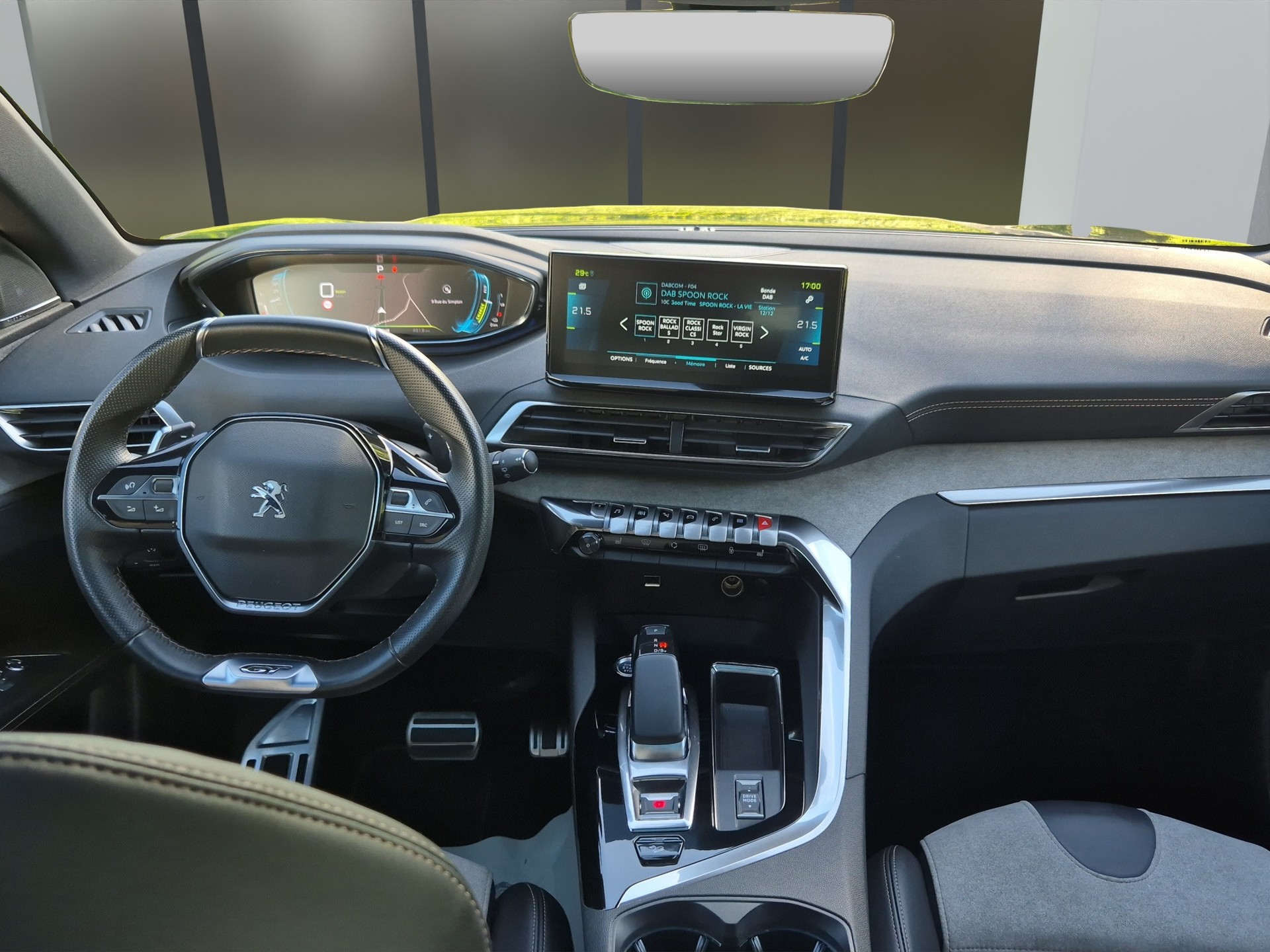 PEUGEOT 3008 1.6 Plug-in Hybrid4 GT Pack-image-12